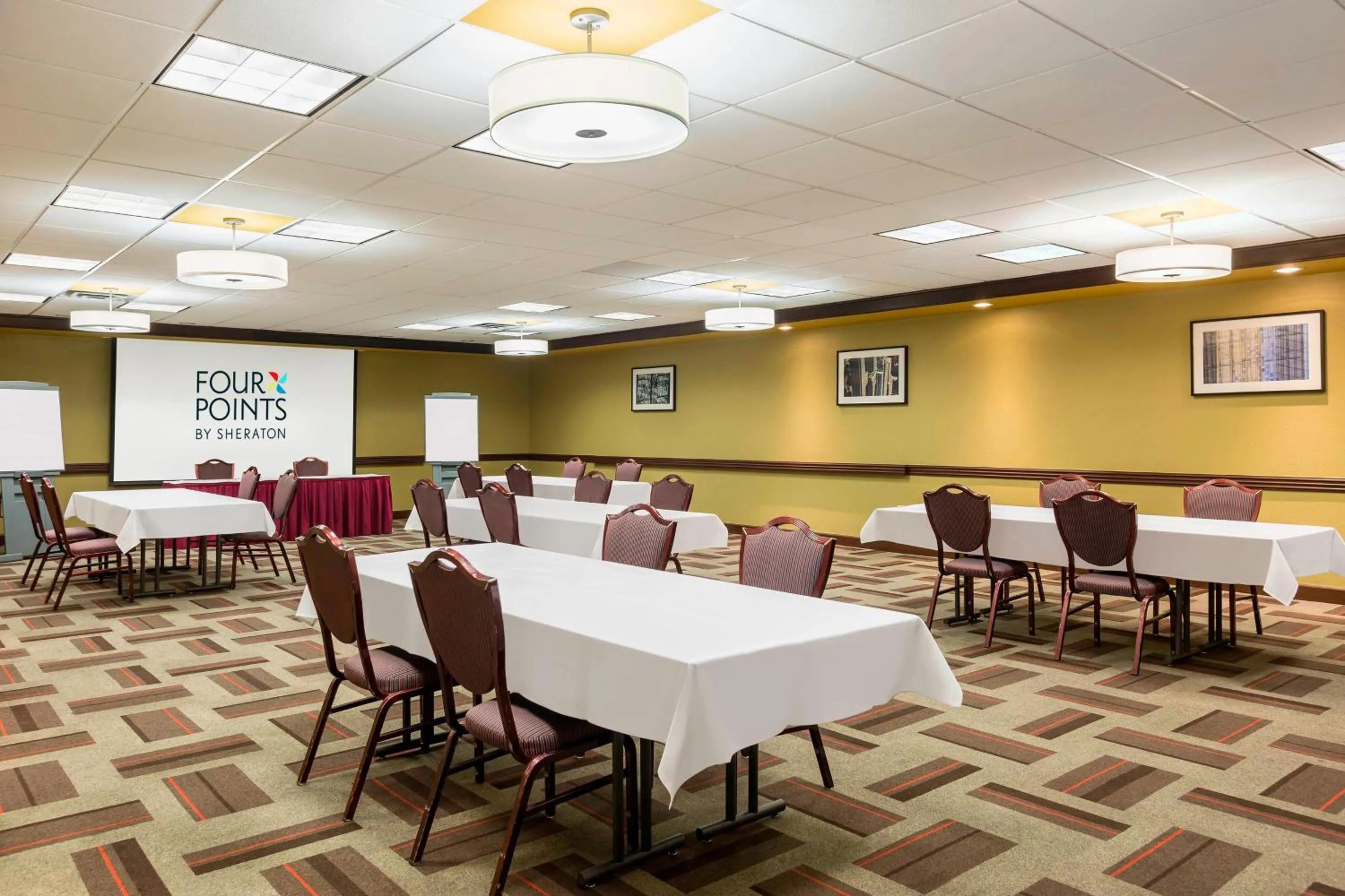 Meeting/conference room in Four Points by Sheraton Chicago O'Hare