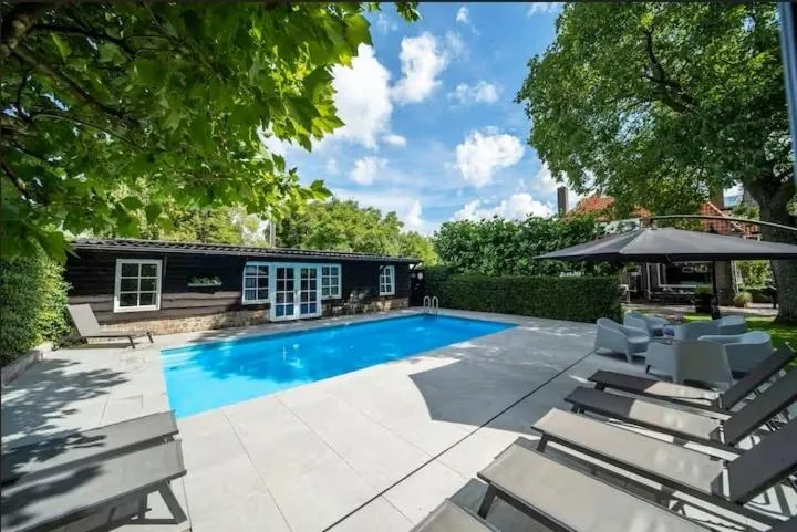 Hush Bed & Breakfast