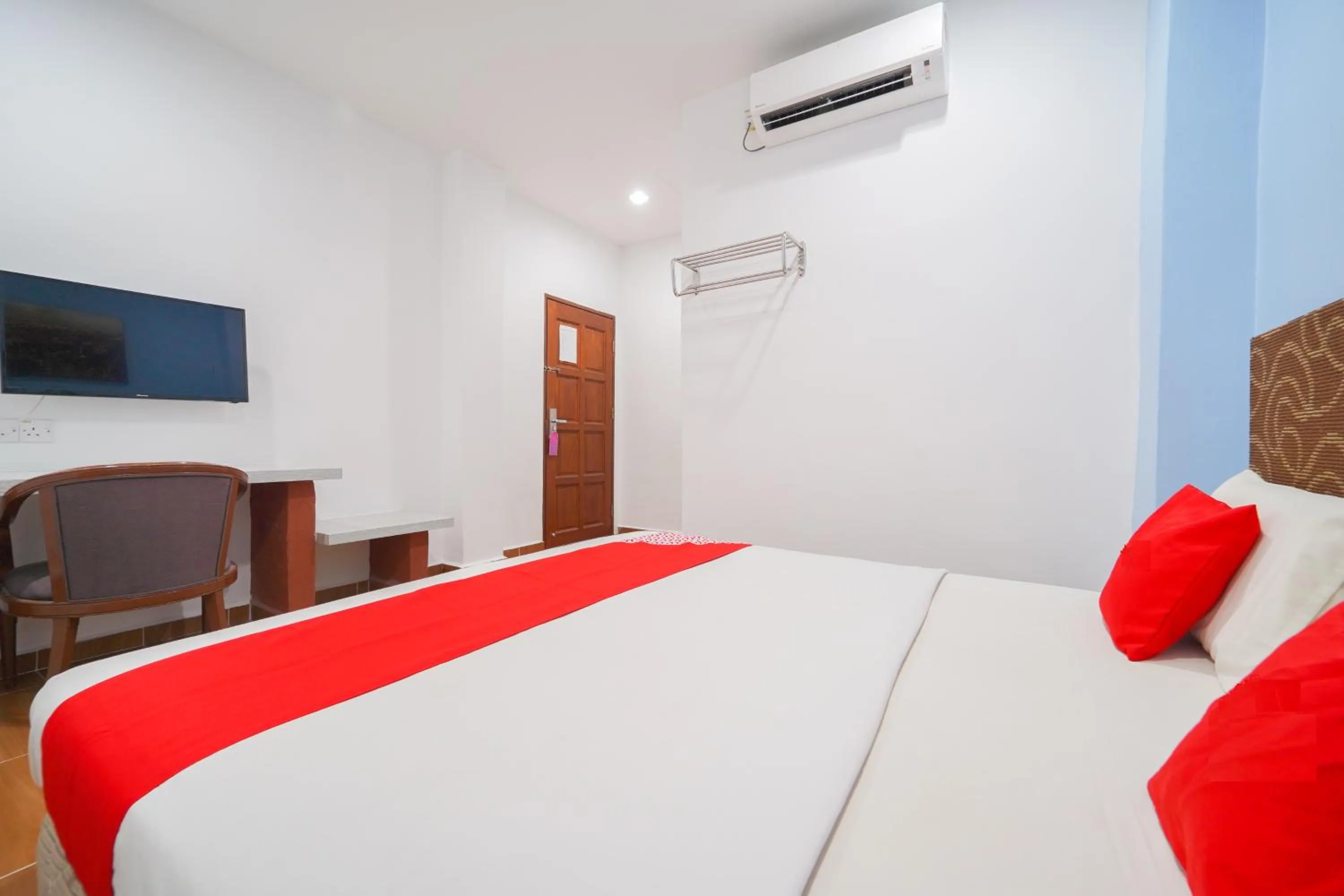 Bed in JMA FERRINGHI BEACH HOTEL