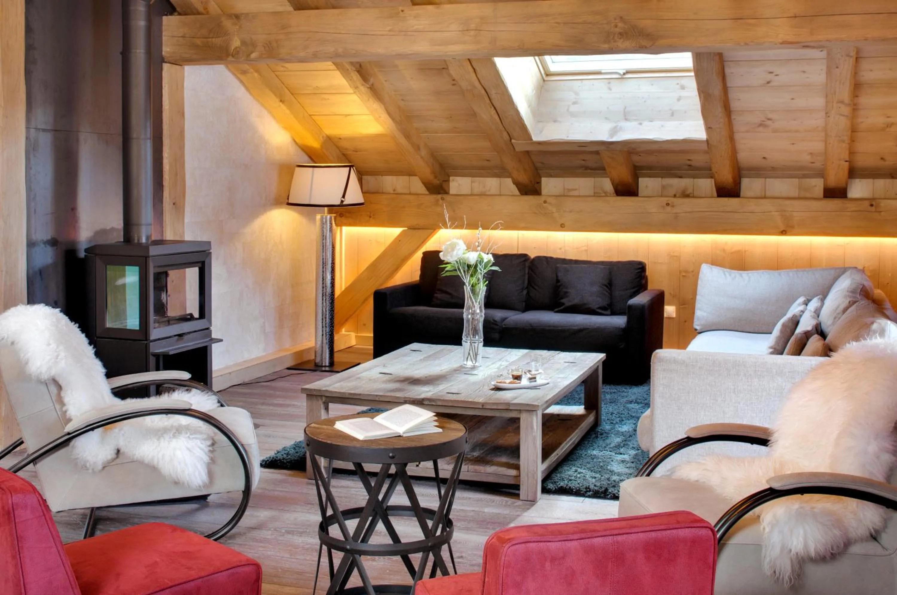 Living room in Chalet-Hôtel La Marmotte, La Tapiaz & SPA, The Originals Relais