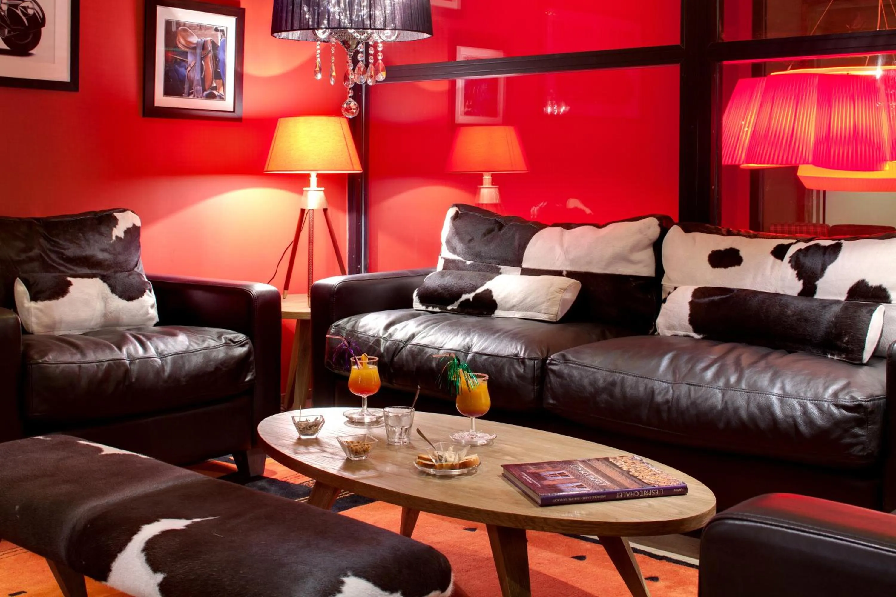 Living room in Chalet-Hôtel La Marmotte, La Tapiaz & SPA, The Originals Relais