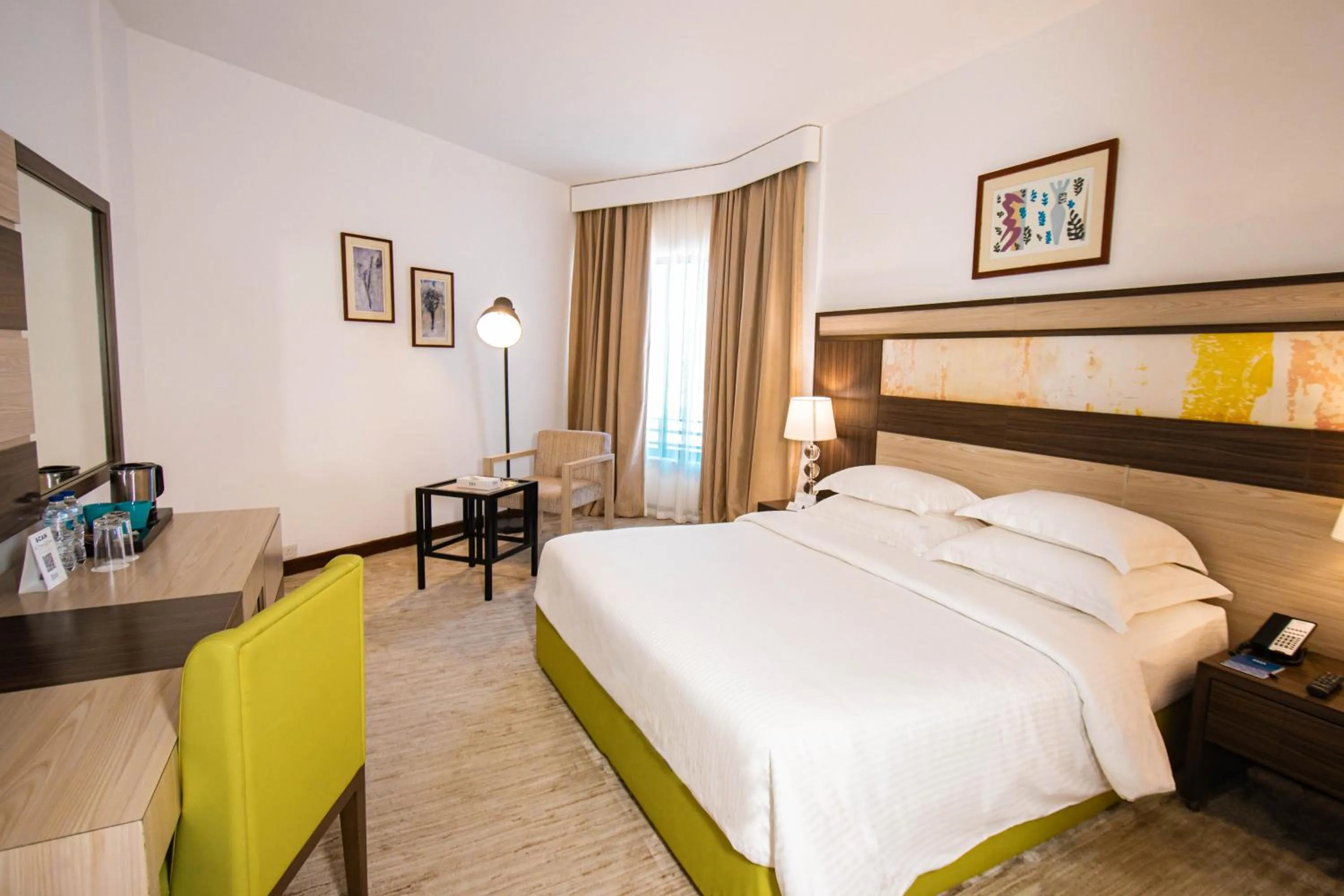 Rustic Deluxe City View Room in BM Beach Hotel