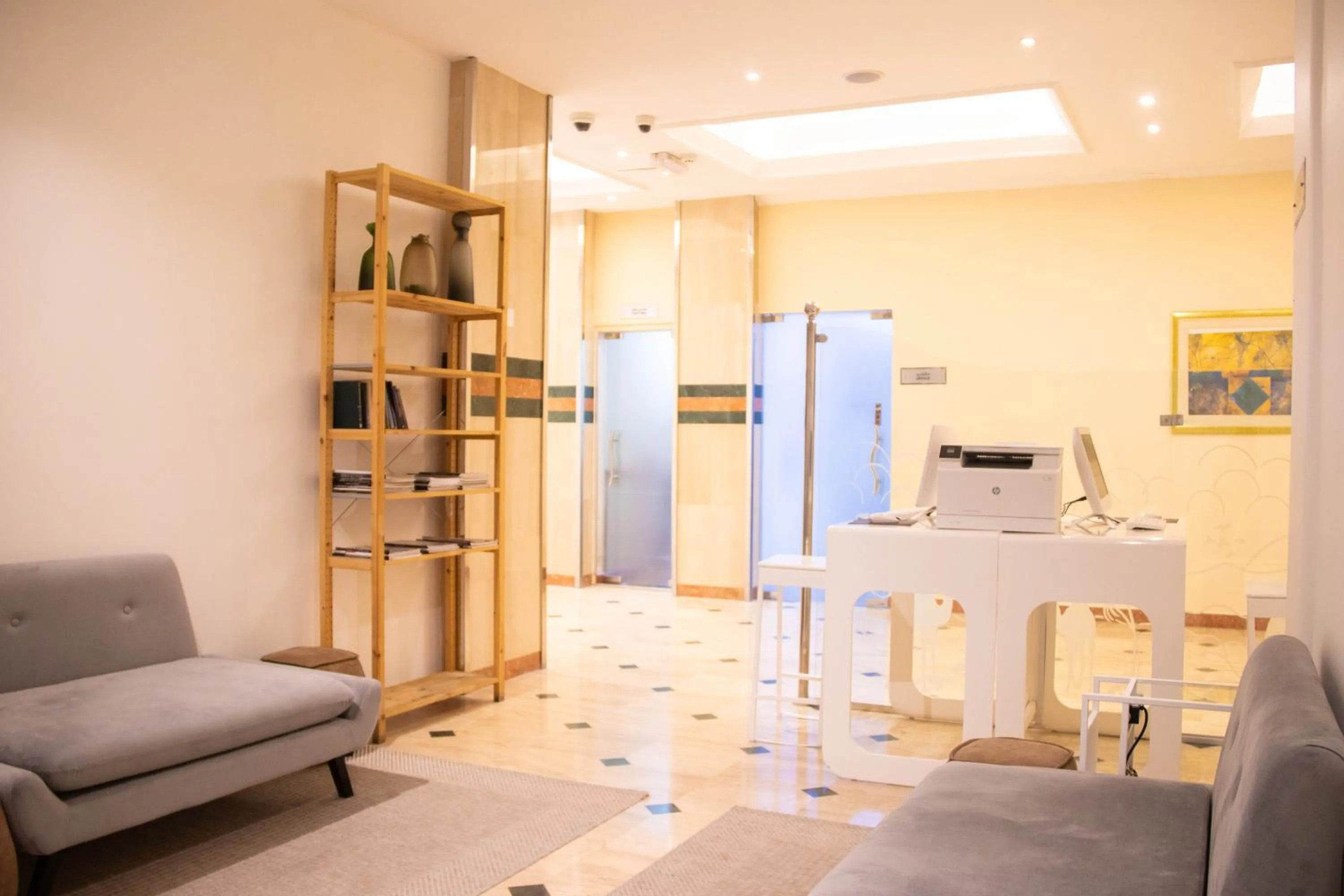 Business facilities in BM Beach Hotel