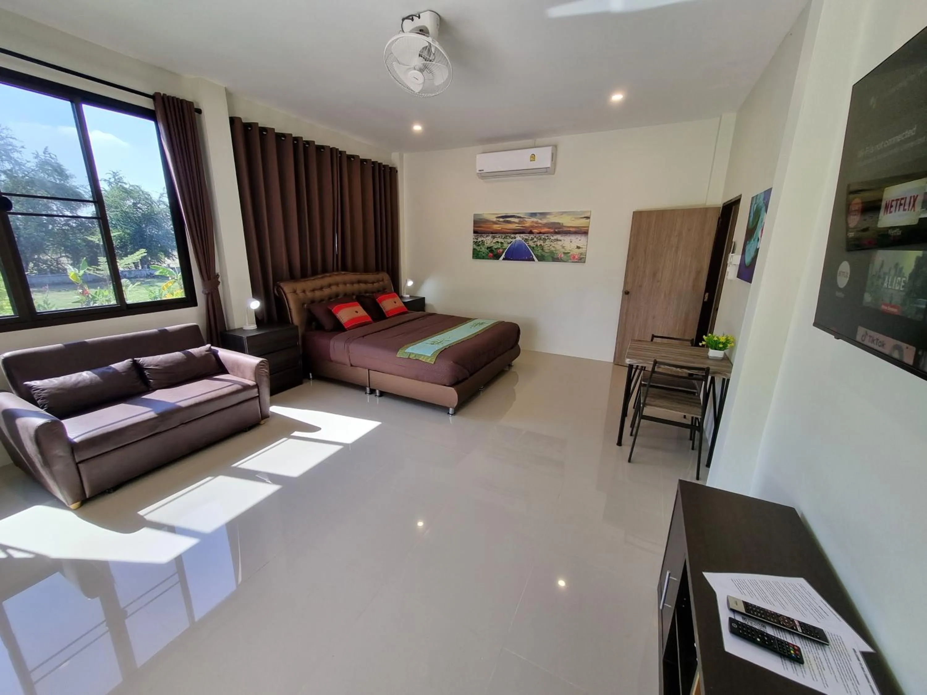 Bua Daeng Homestay Resort