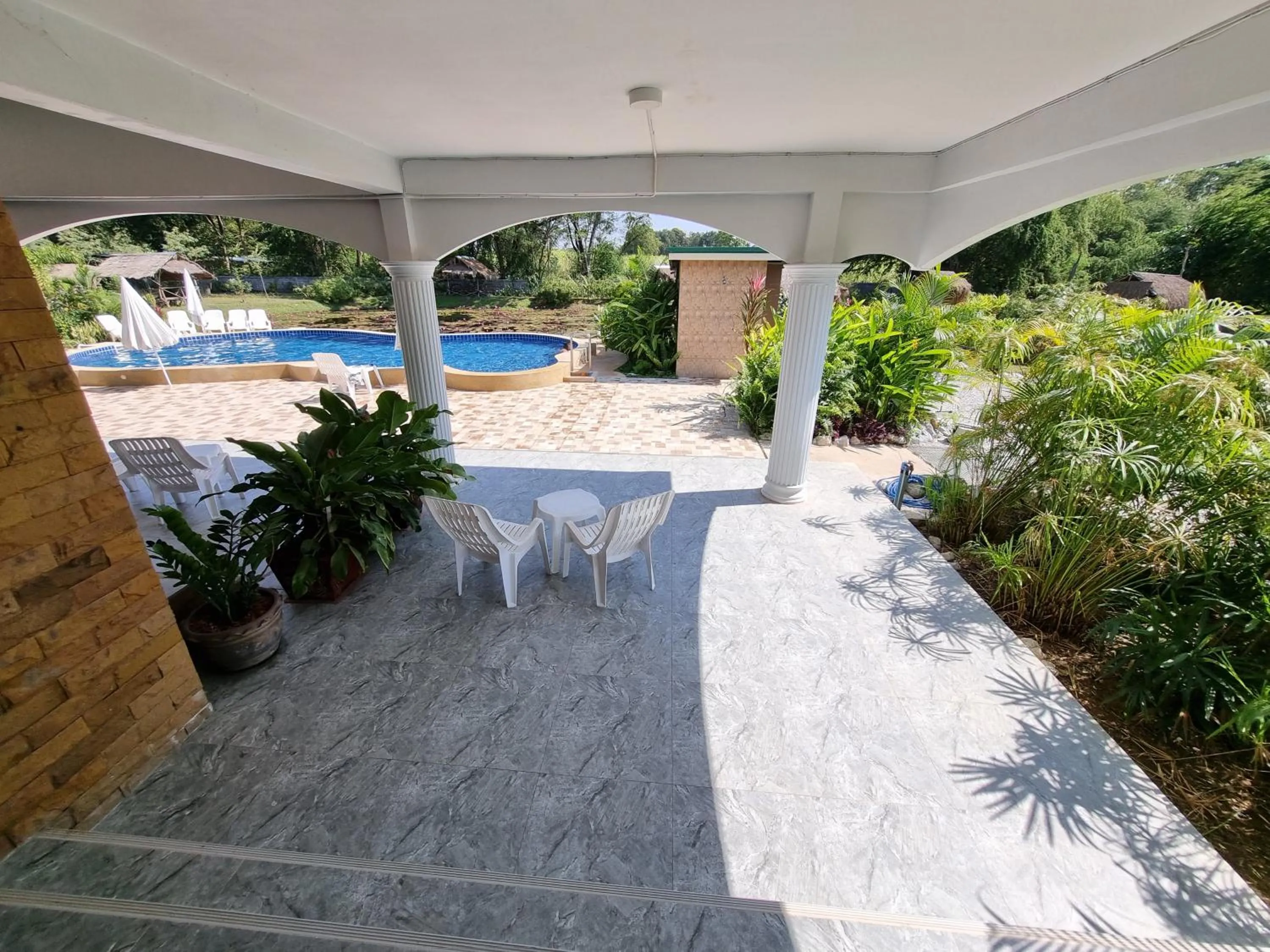 Patio in Bua Daeng Homestay Resort