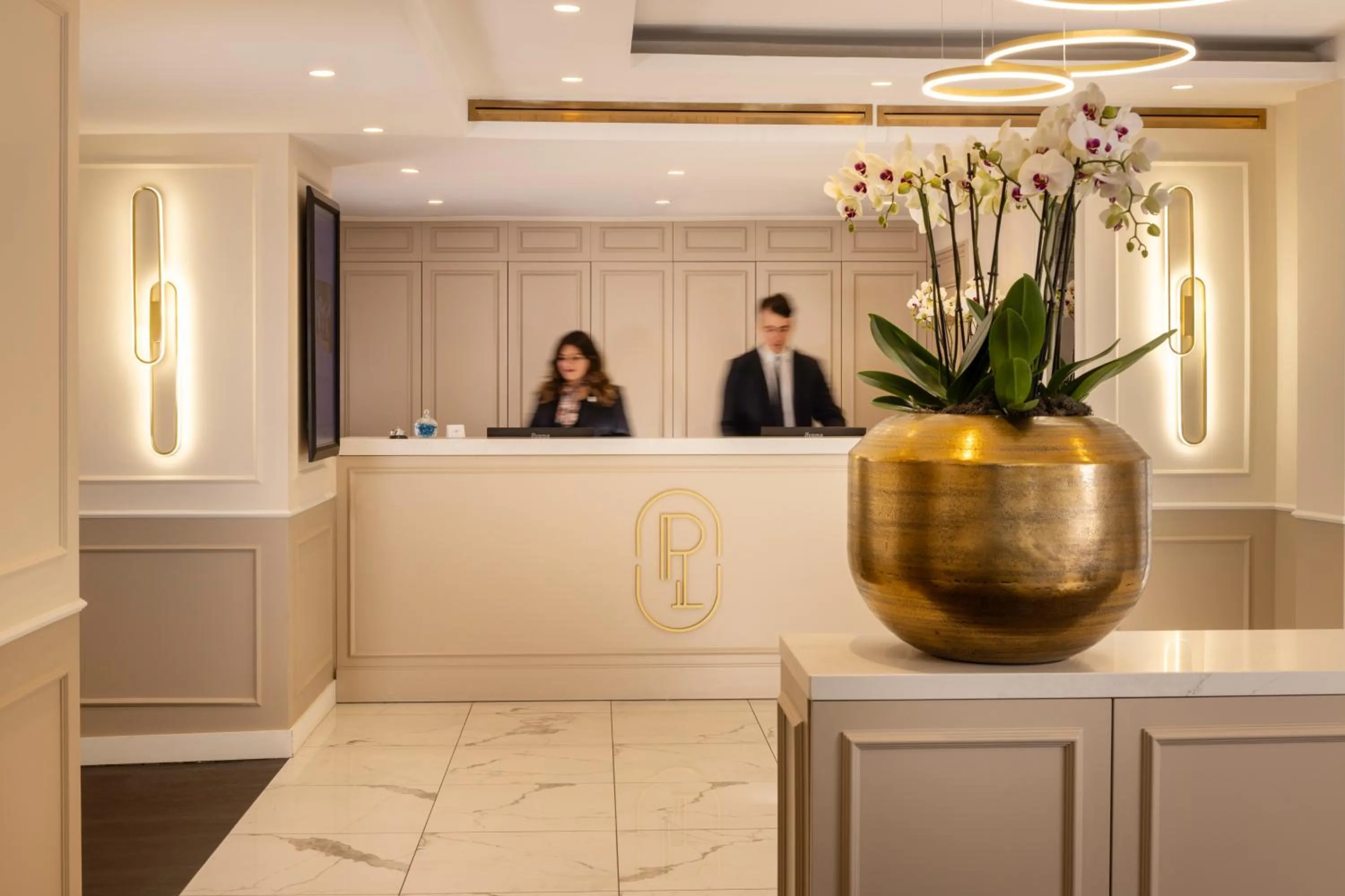 Lobby or reception in Hotel Park Lane Paris