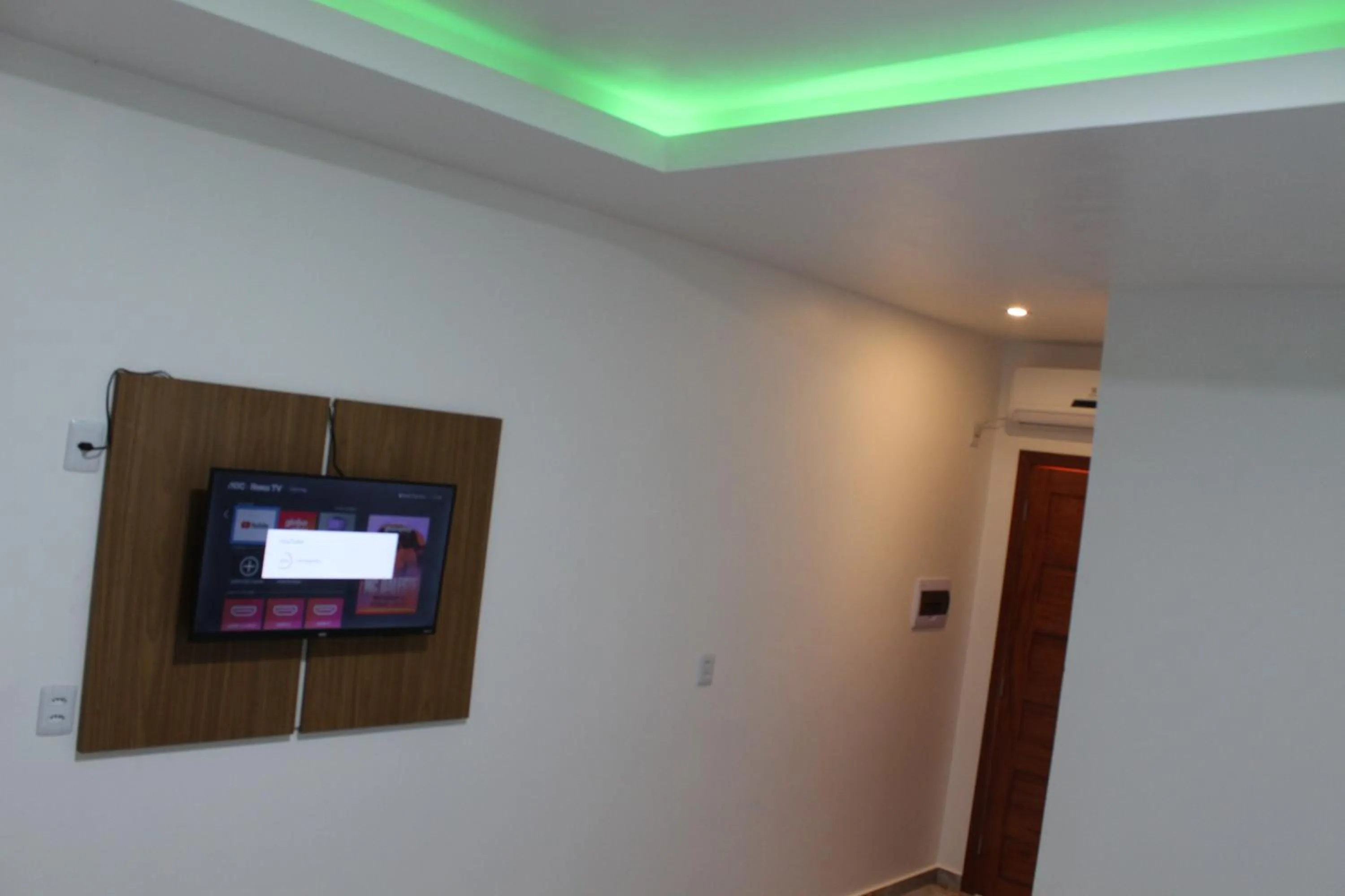 Hotel Jardim Tropical