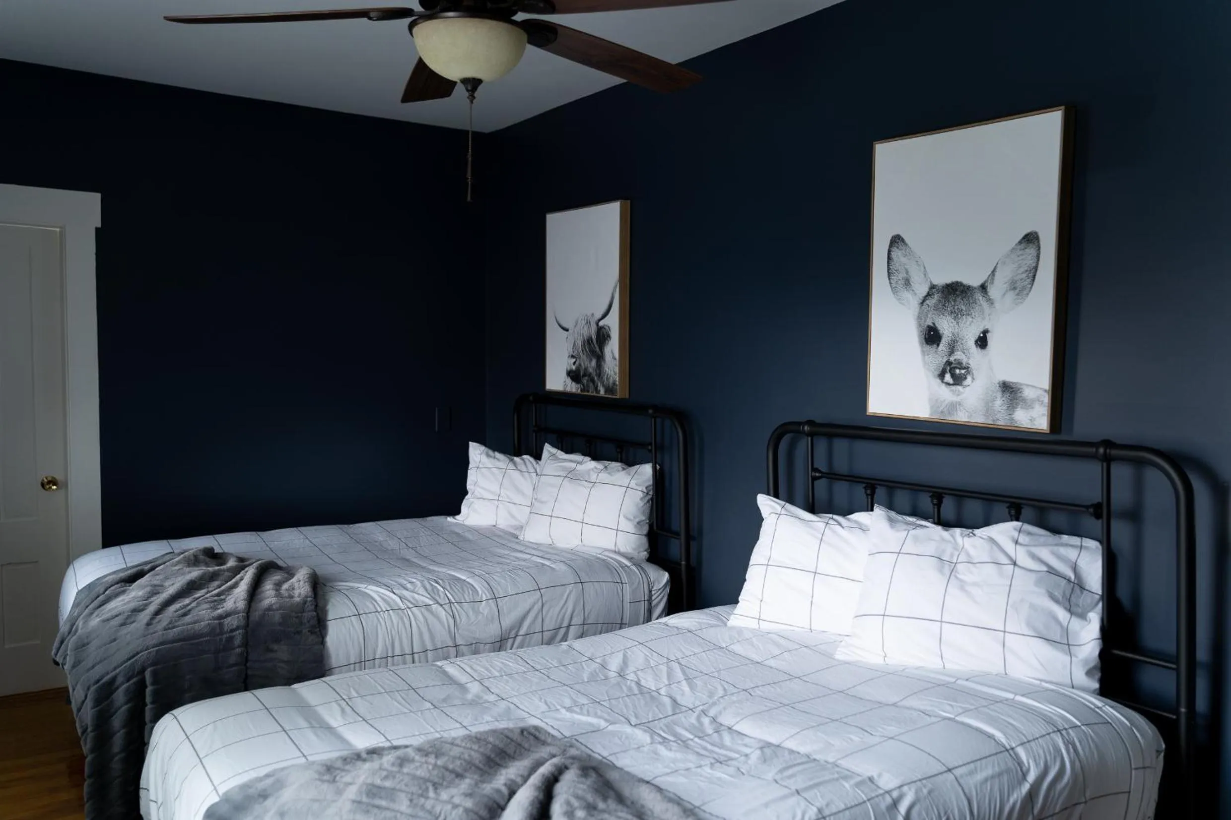 Bed in Sunset Hill House