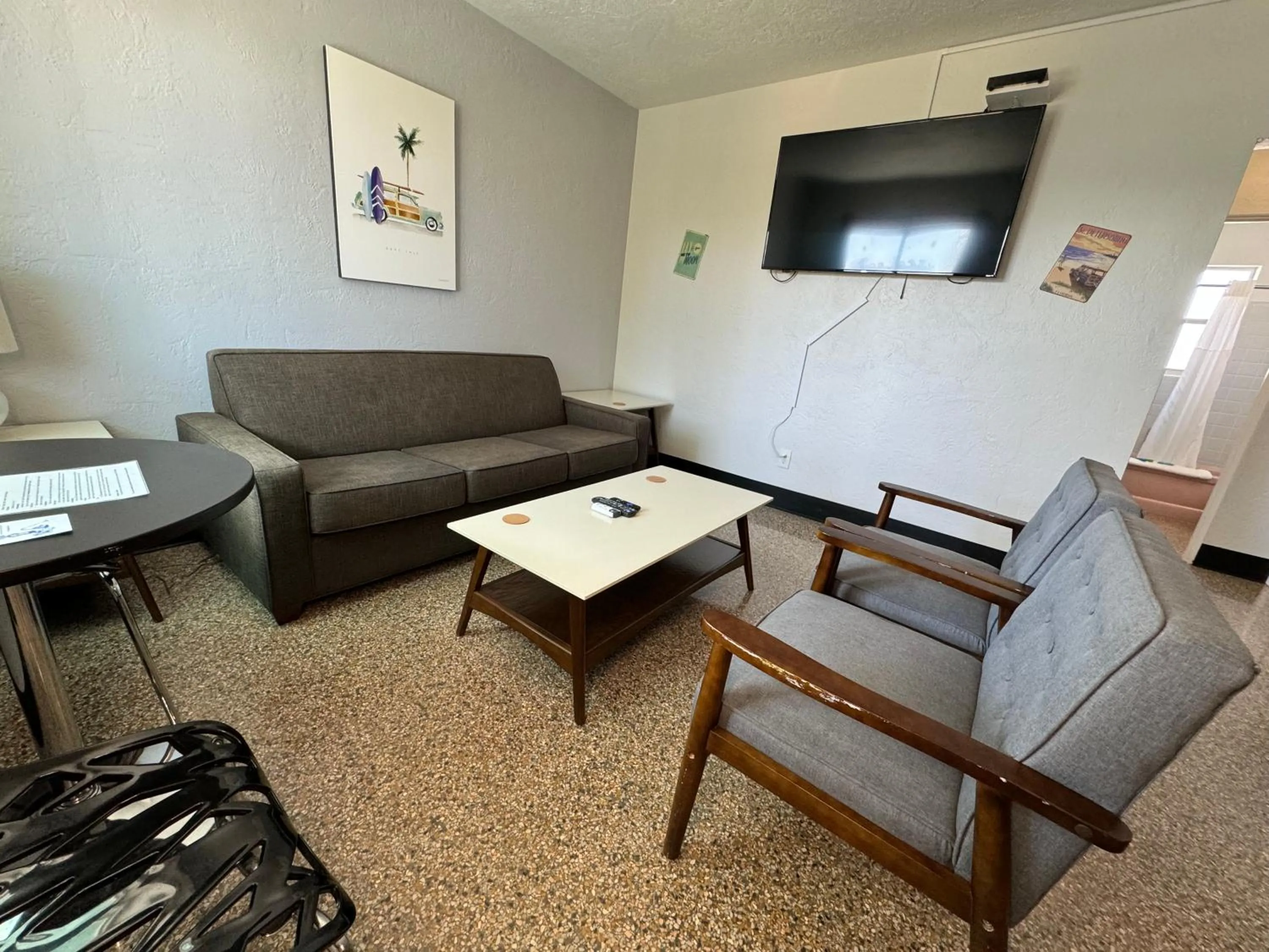 TV and multimedia in Sea Jay Motel and Marina