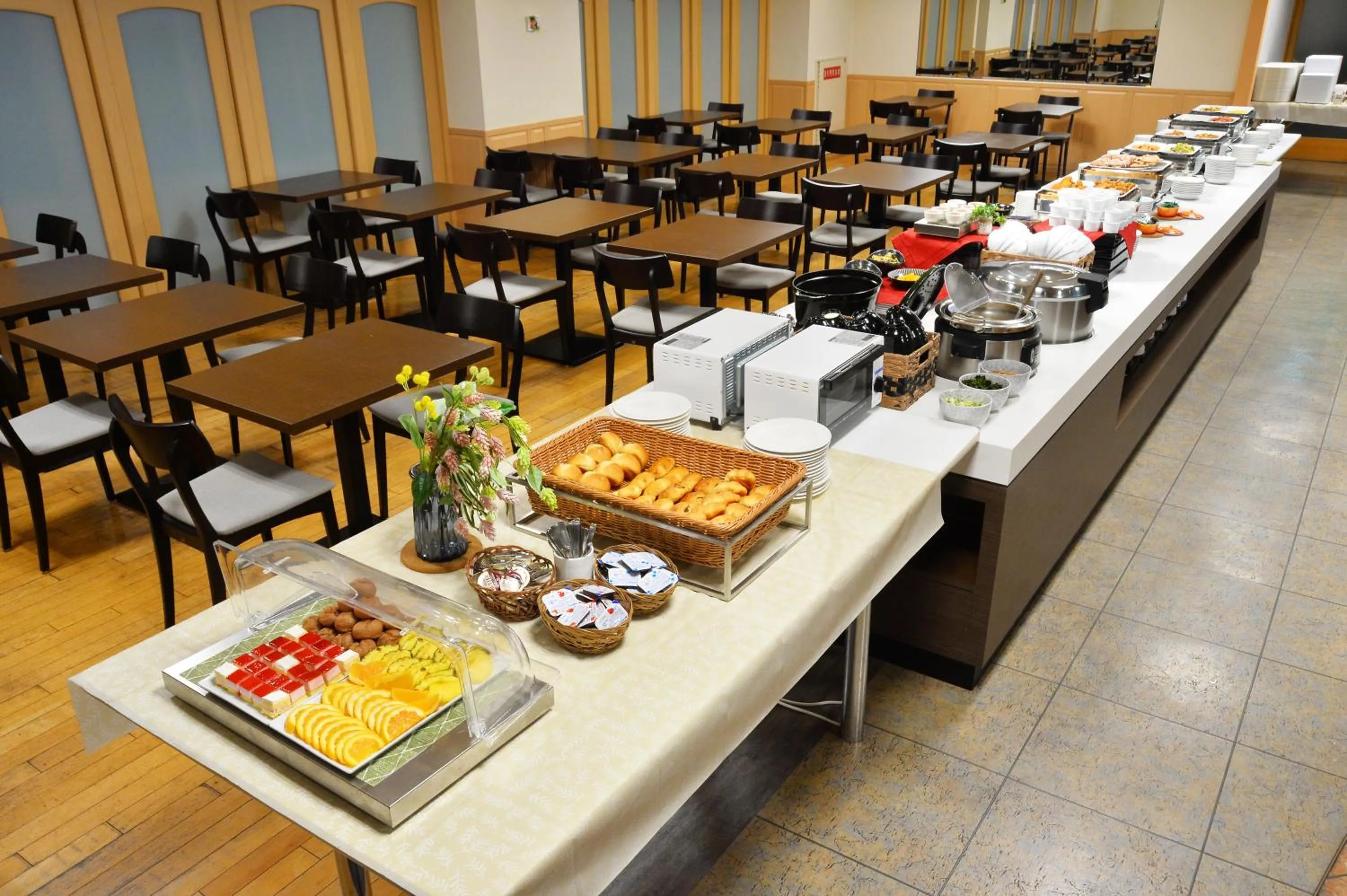 Restaurant/Places to Eat in Smile Hotel Hakodate