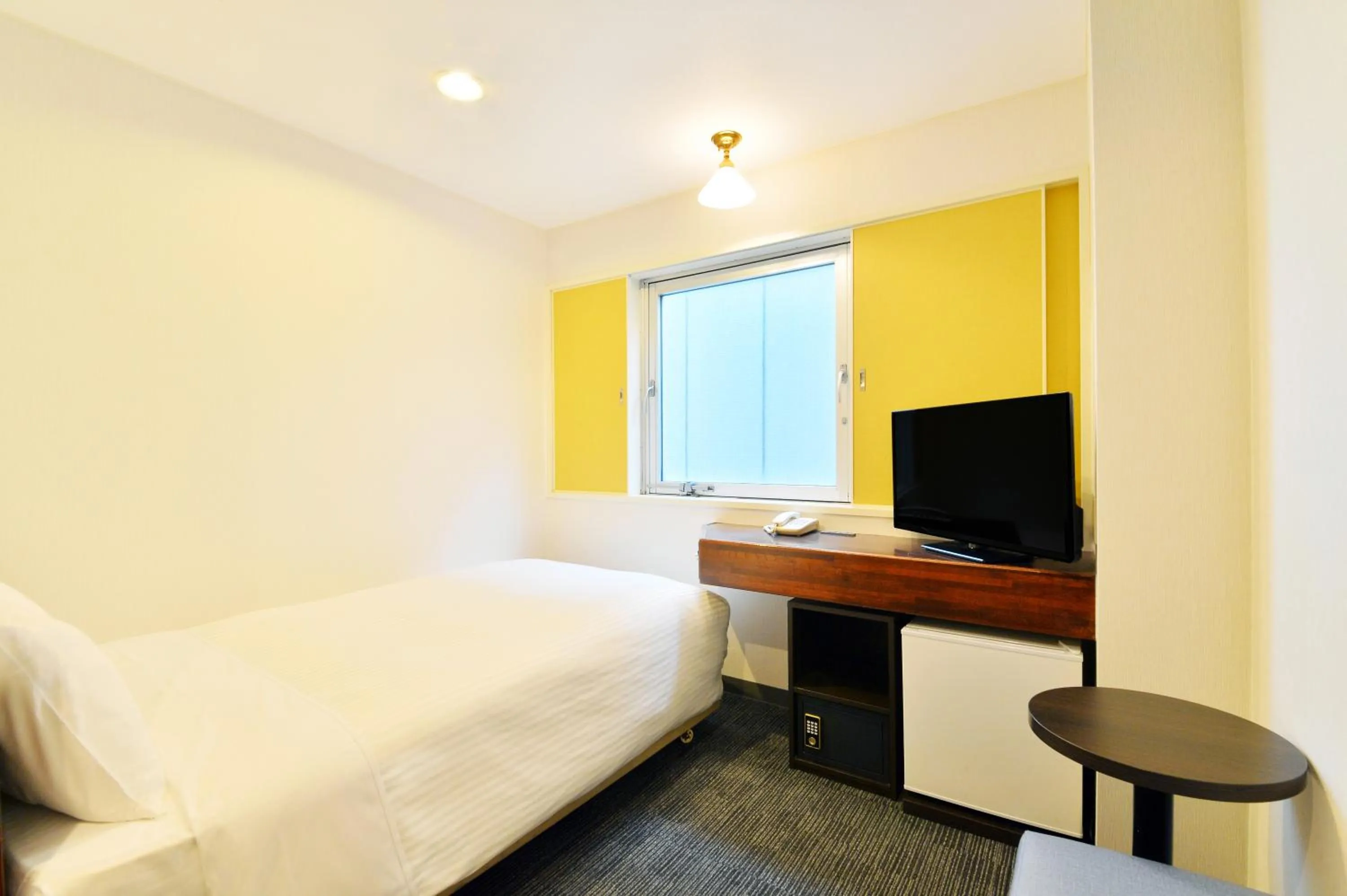 Bed in Smile Hotel Hakodate