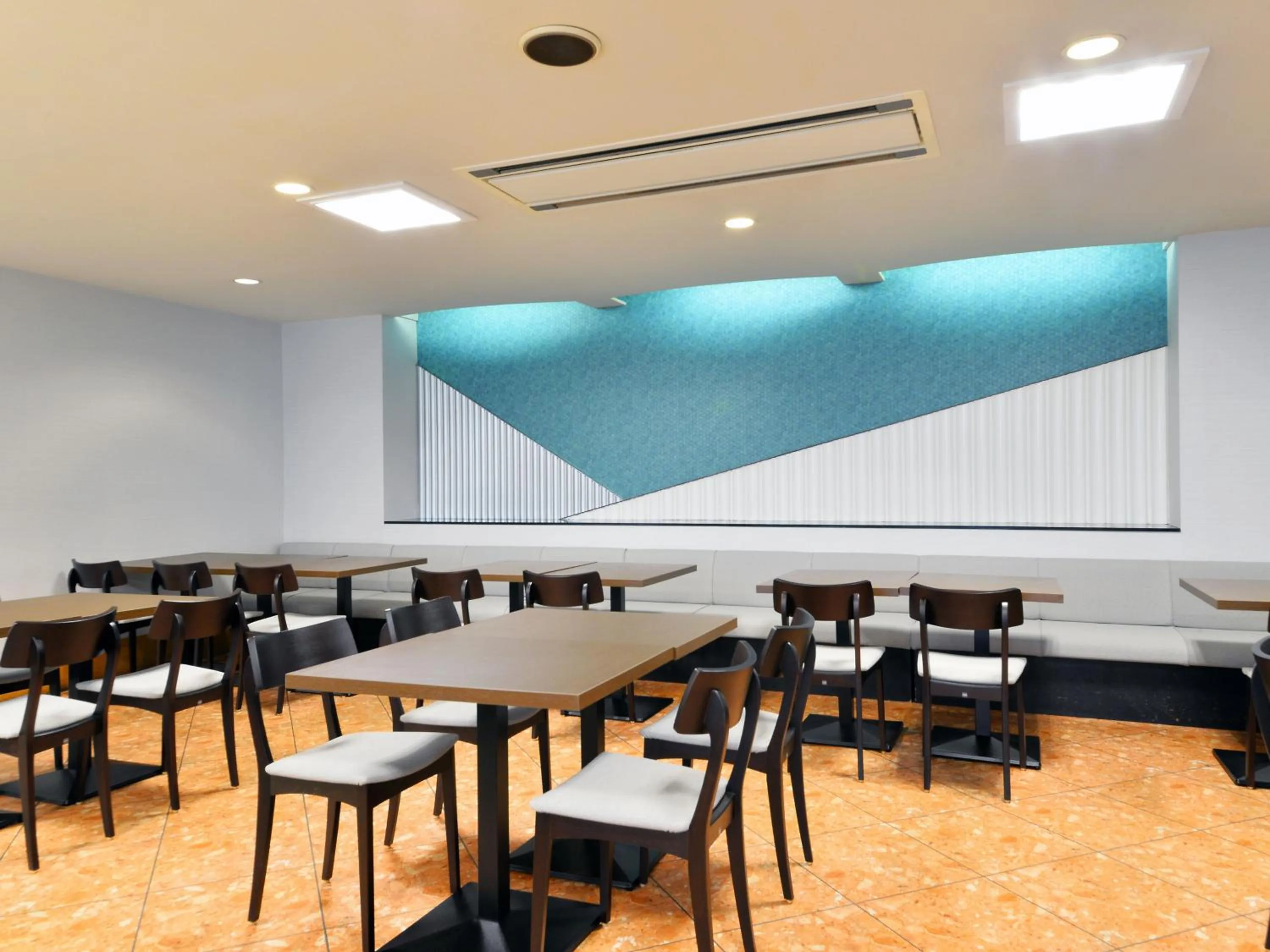 Restaurant/places to eat in Smile Hotel Hakodate