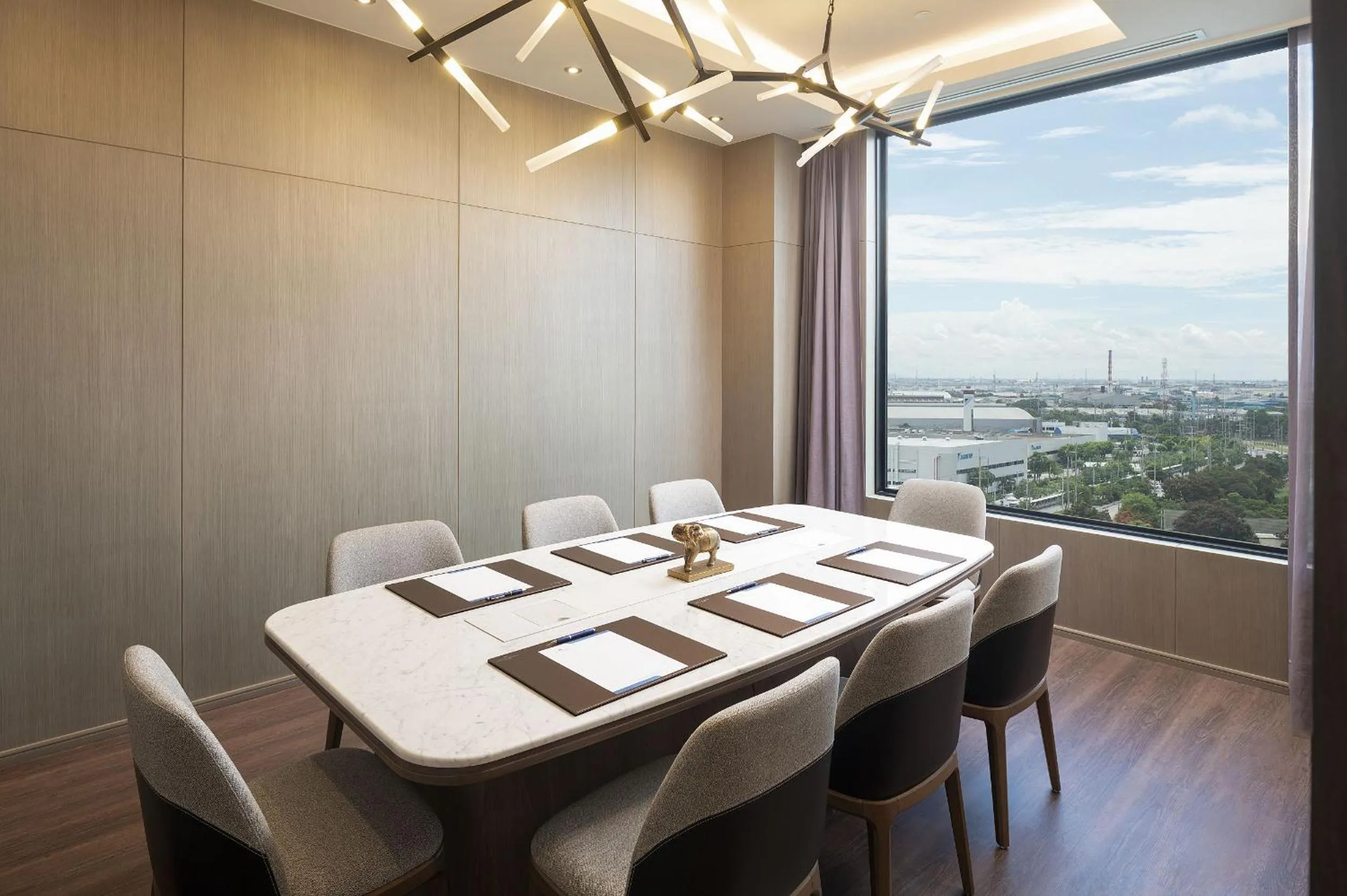 Business facilities in Hotel Nikko Amata City Chonburi