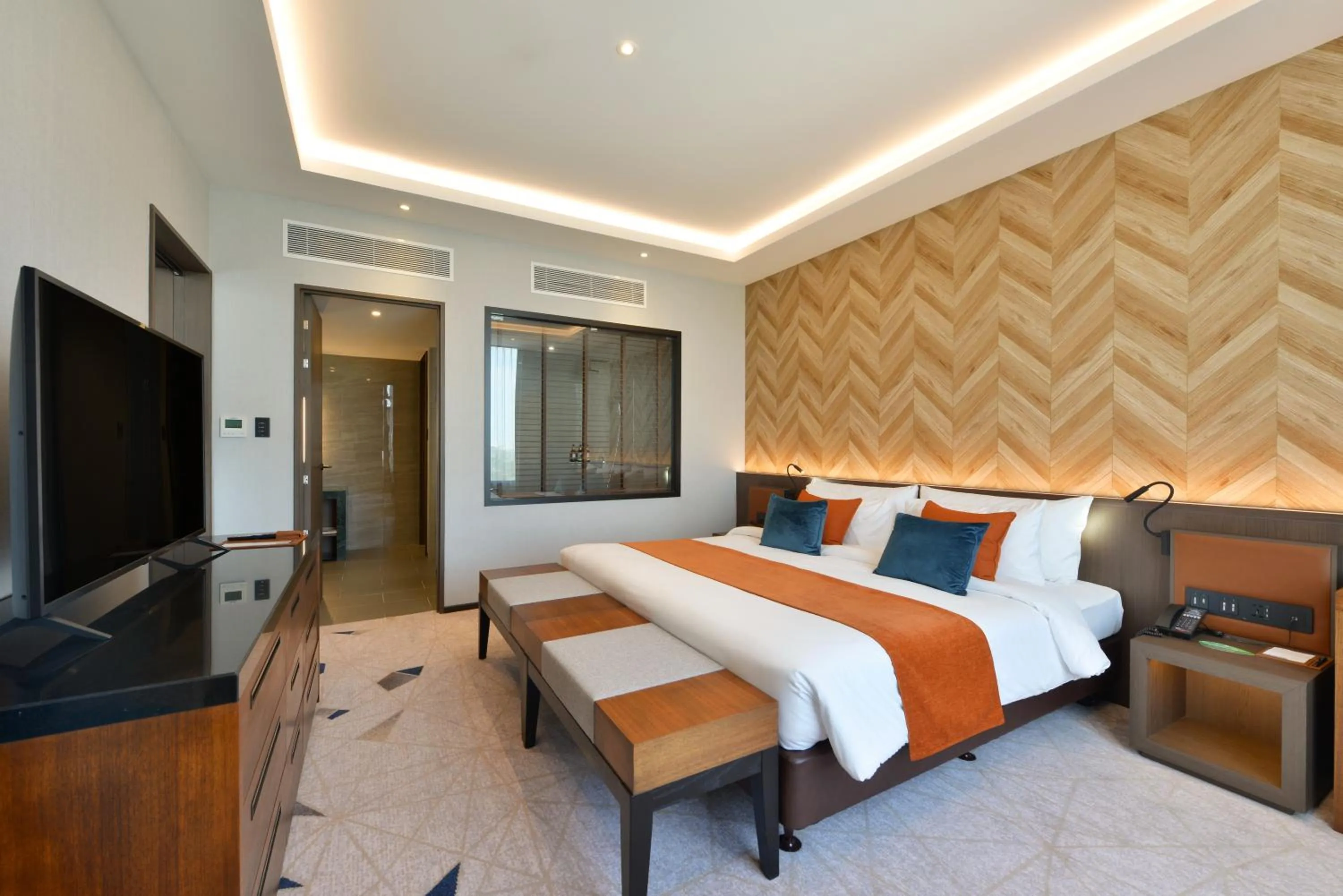 Bed in Hotel Nikko Amata City Chonburi