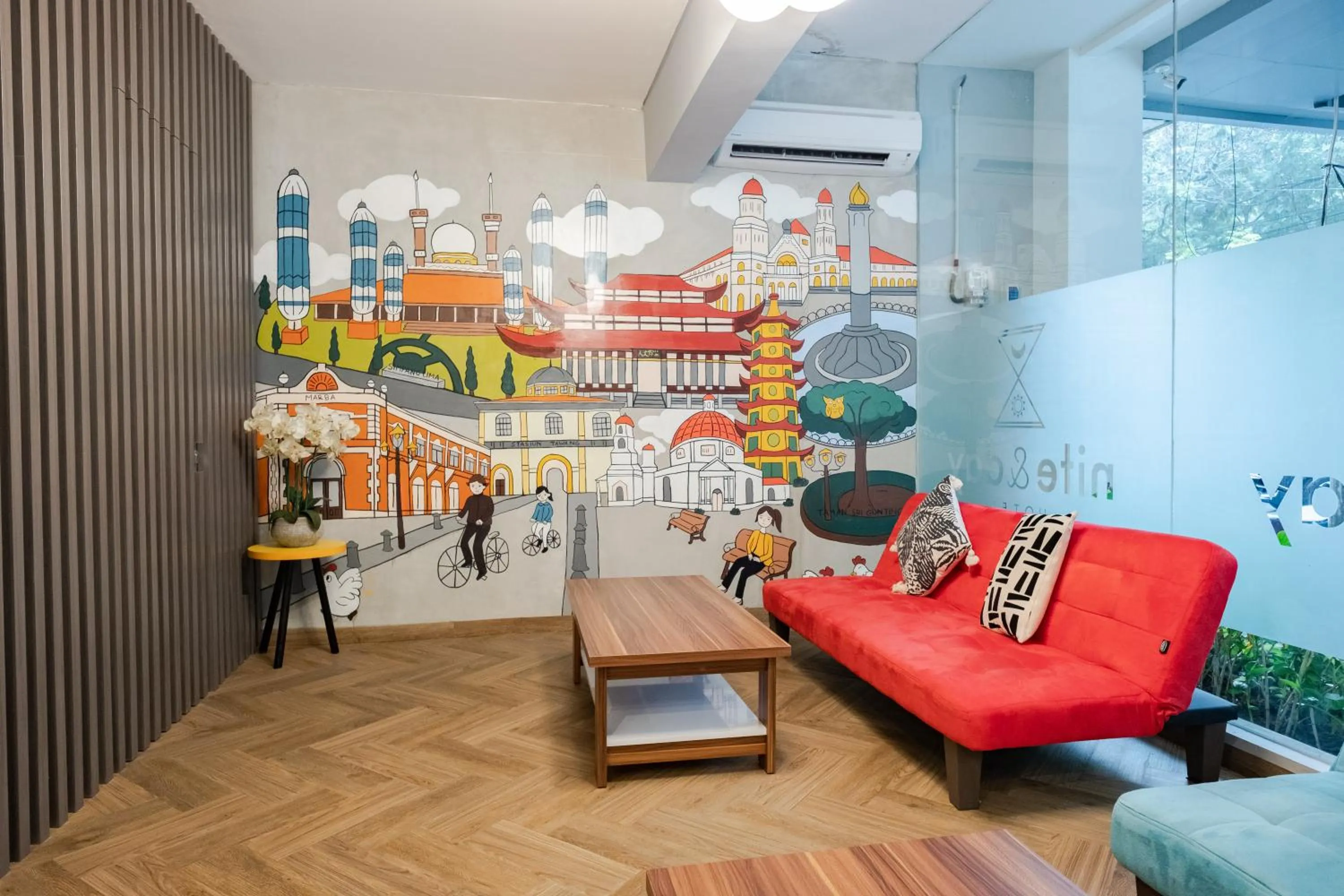 Nite & Day Semarang - Candi