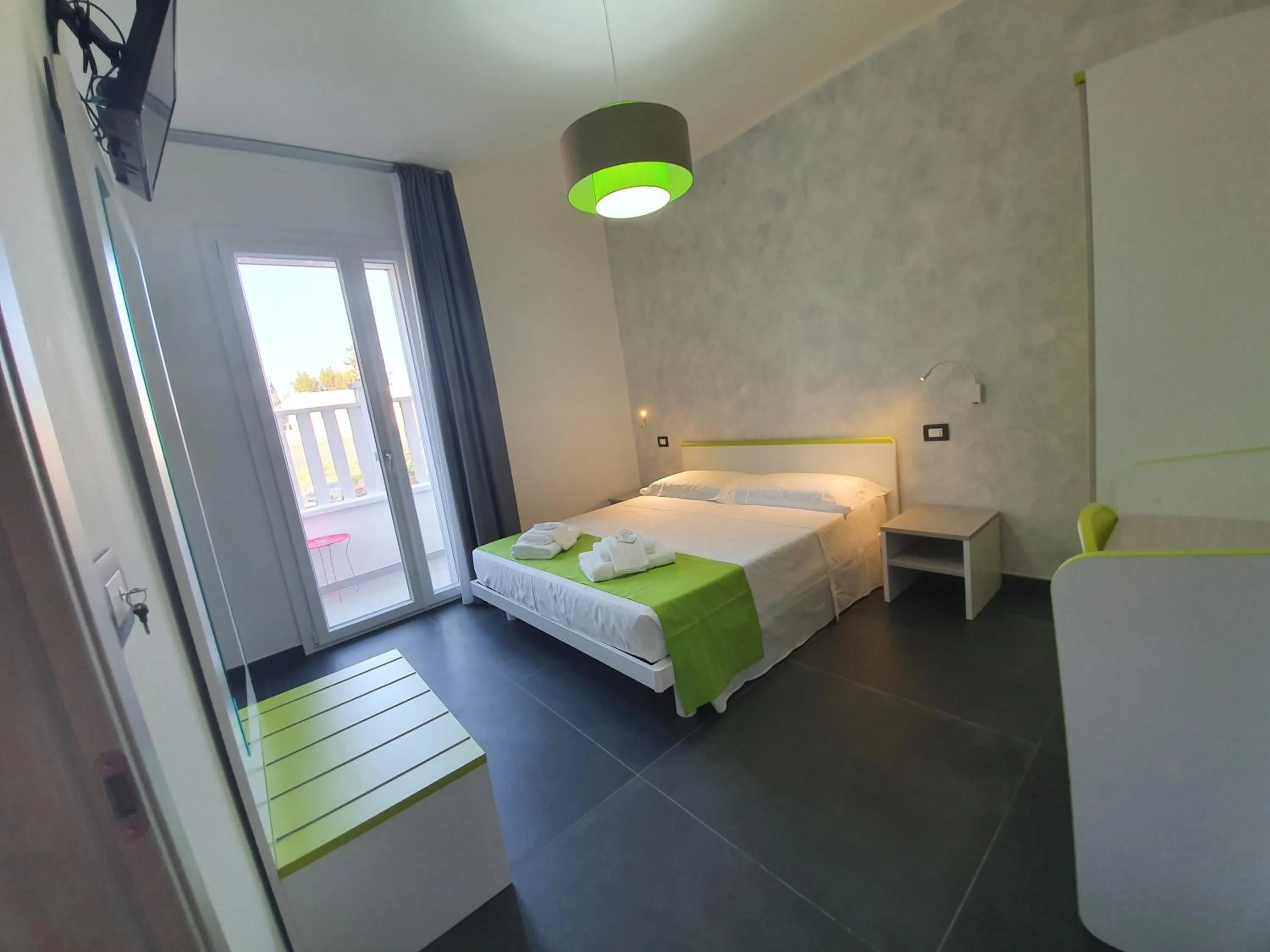 Bed in Evergreen B&B