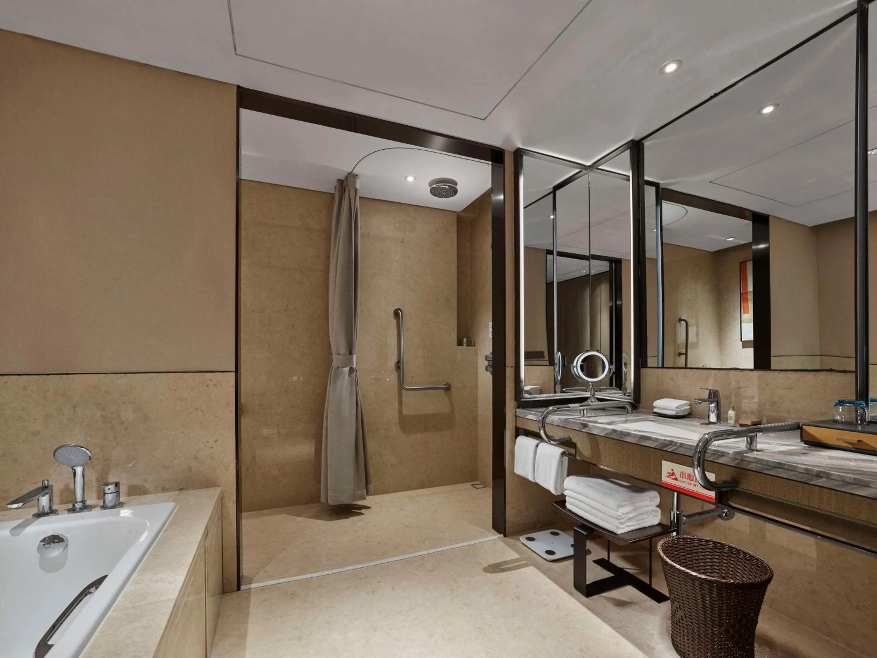 Bathroom in Doubletree By Hilton Baoding