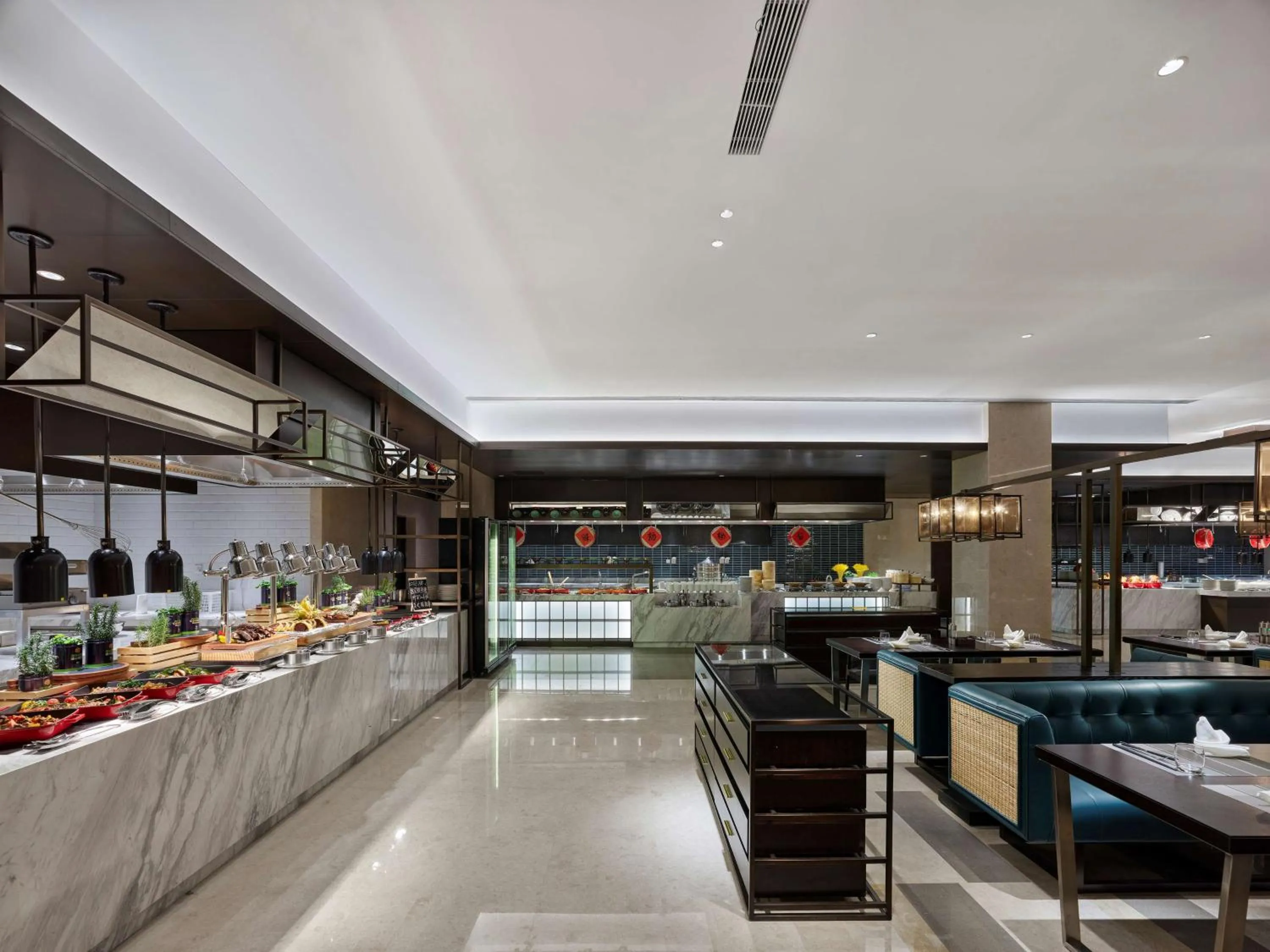 Restaurant/places to eat in Doubletree By Hilton Baoding