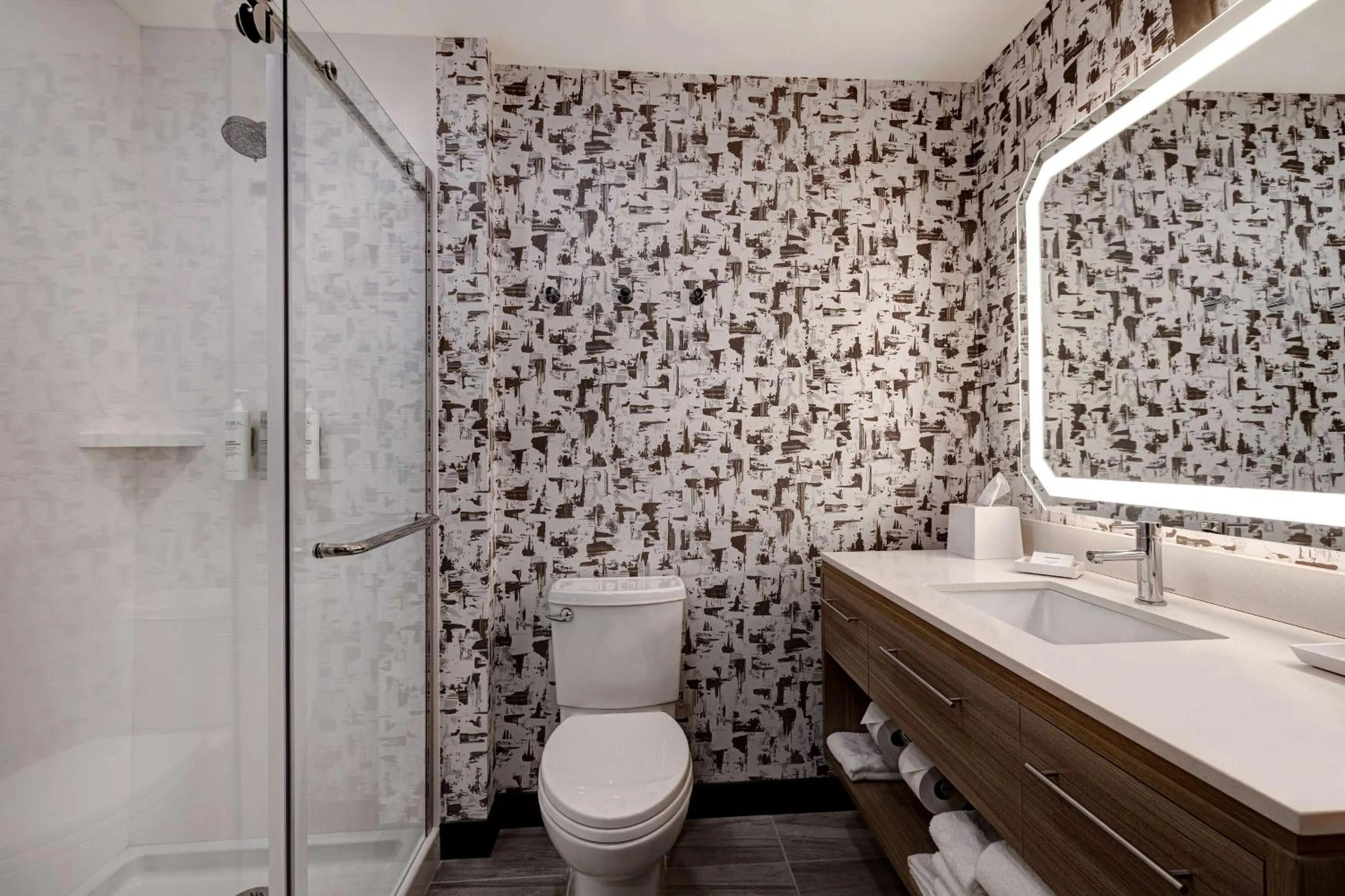 Bathroom in Home2 Suites By Hilton Blythewood, Sc