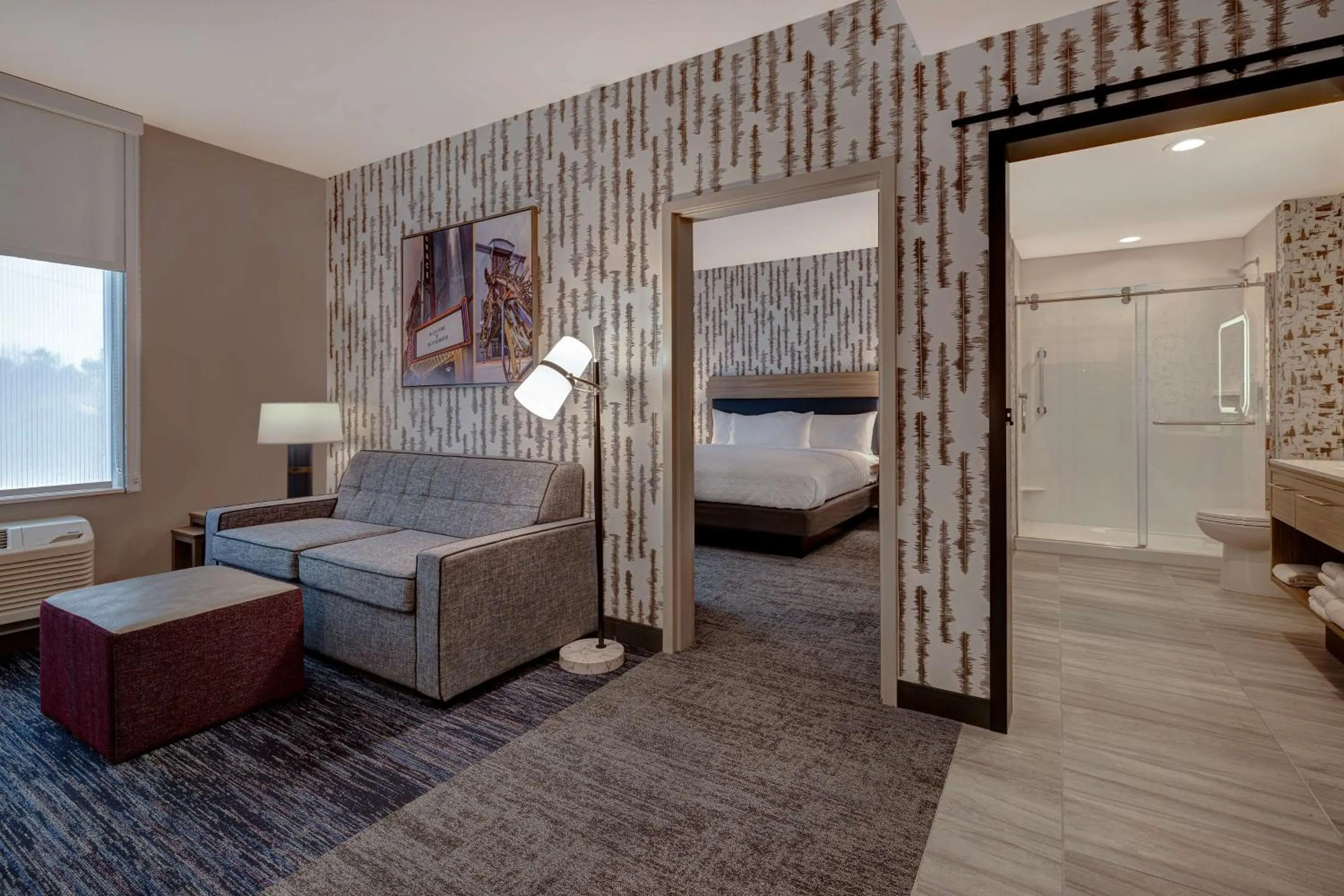 Bathroom, Bed in Home2 Suites By Hilton Blythewood, Sc