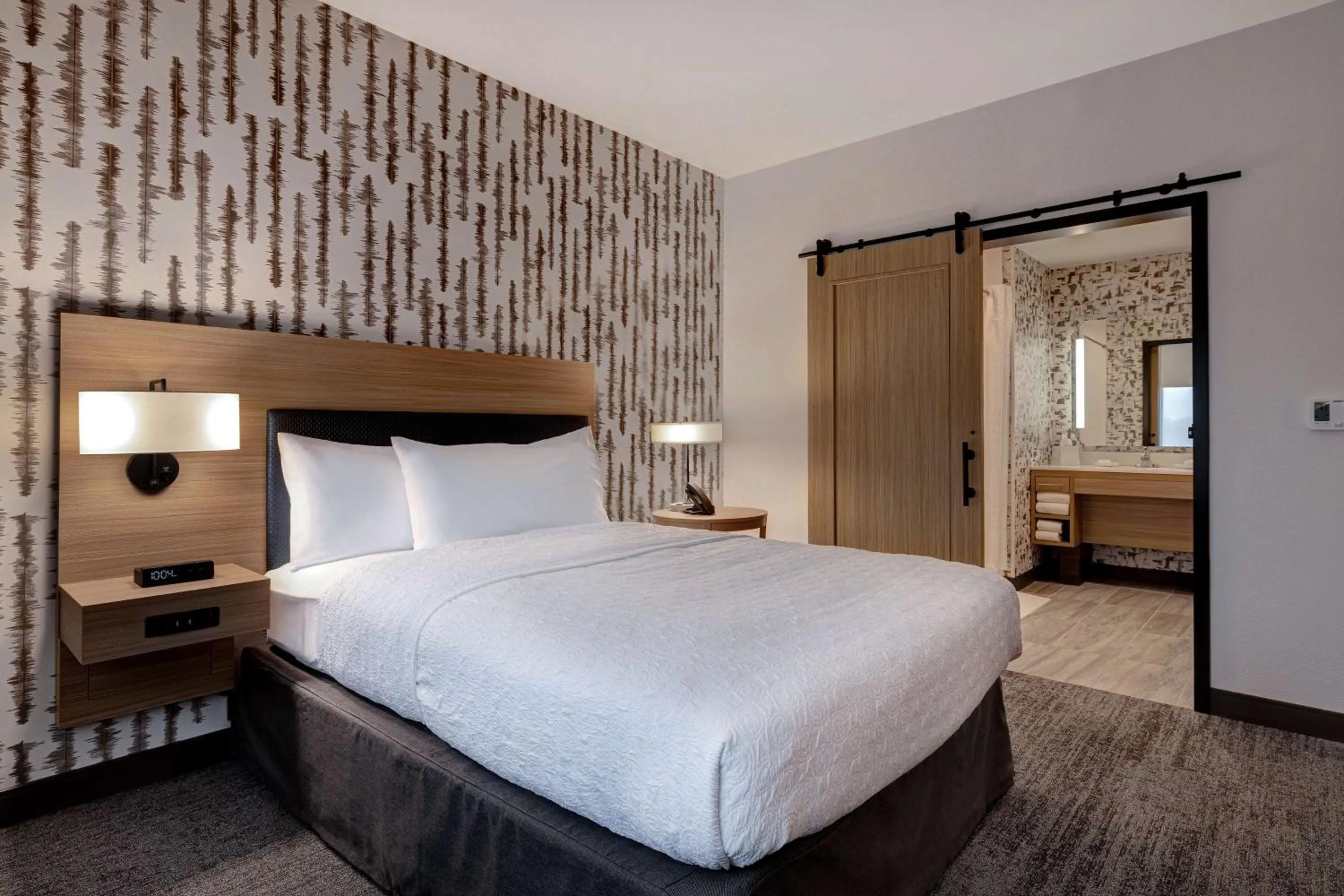 Bed in Home2 Suites By Hilton Blythewood, Sc