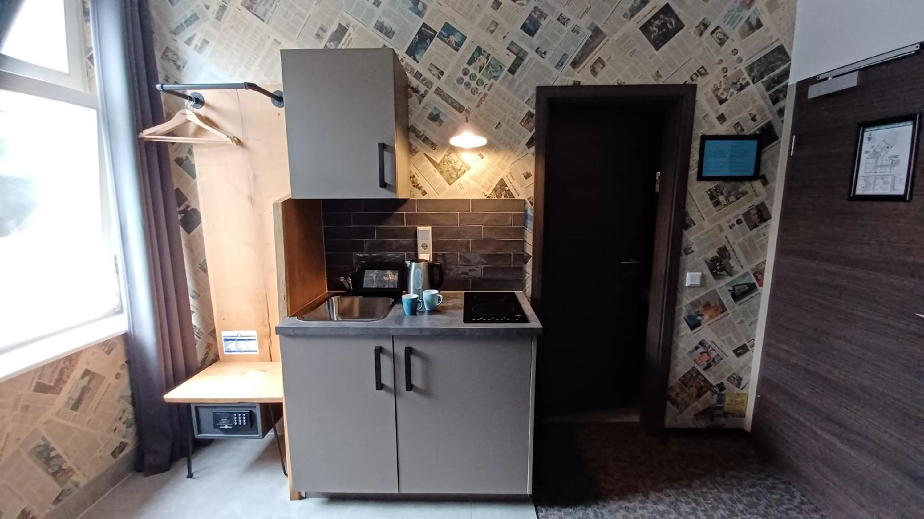 Kitchen or kitchenette in aappartel APARTHOTEL Herford