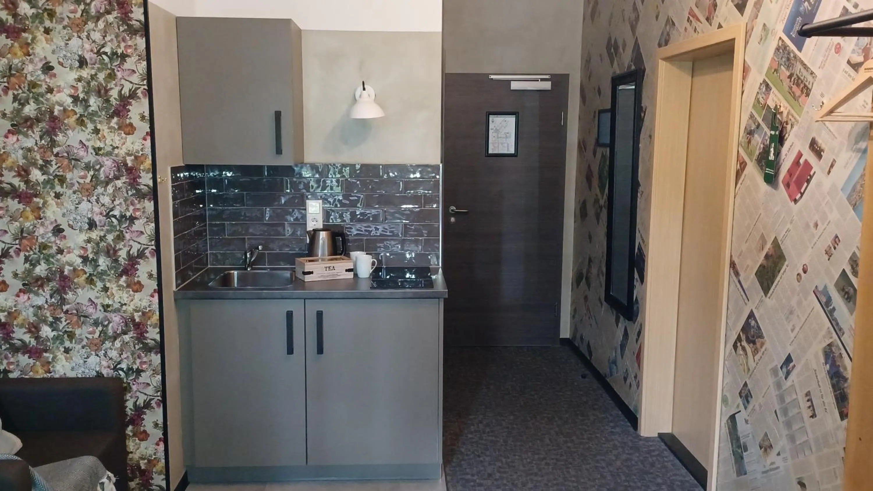 Kitchen or kitchenette in aappartel APARTHOTEL Herford