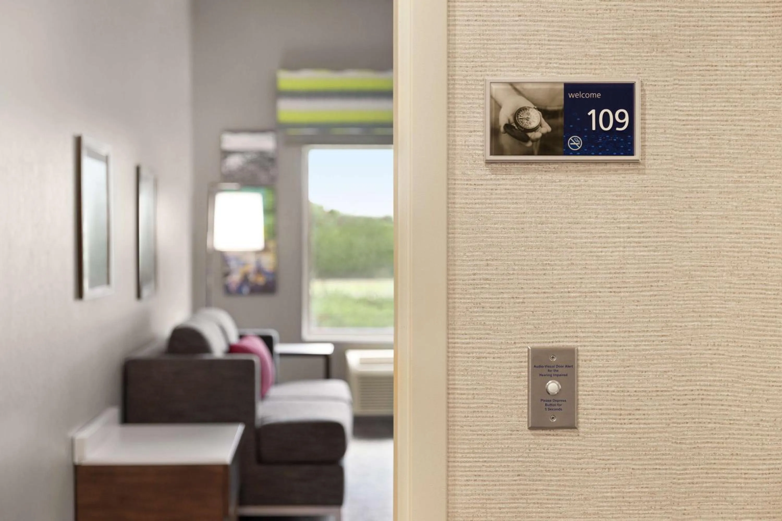 Bedroom in Hampton Inn & Suites Miami, Kendall, Executive Airport