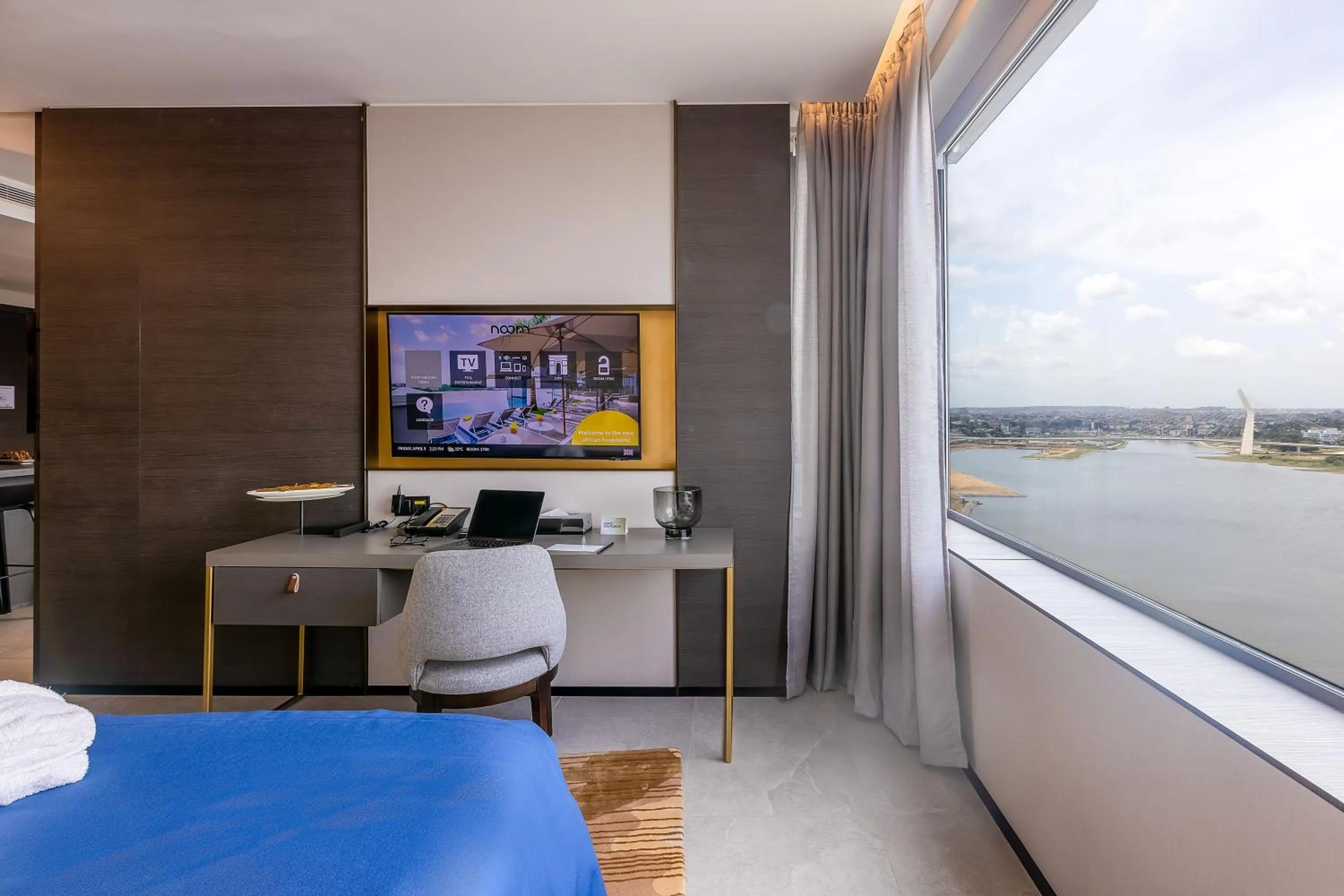 Bed in Noom Hotel Abidjan Plateau