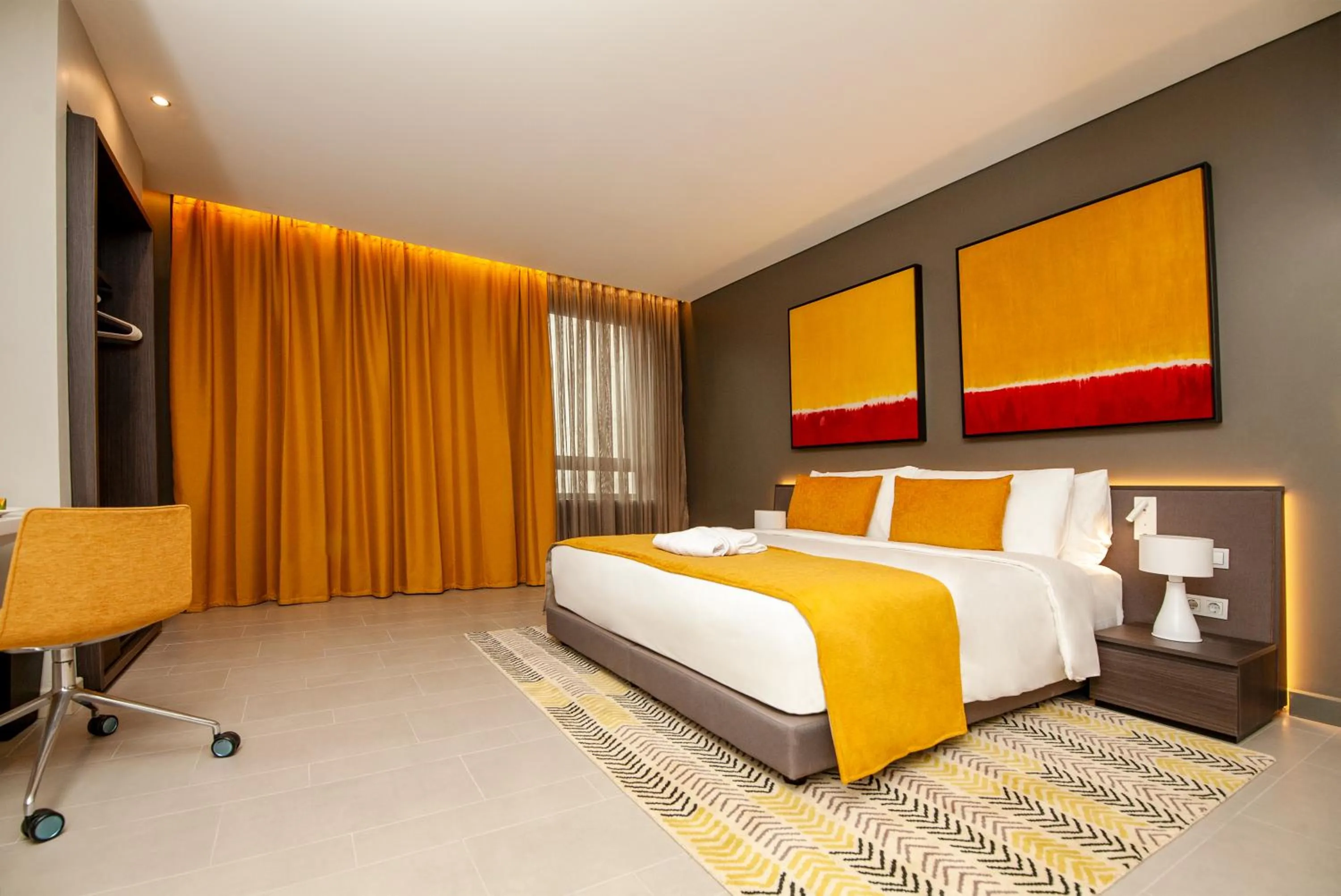 Bedroom, Bed in Noom Hotel Abidjan Plateau