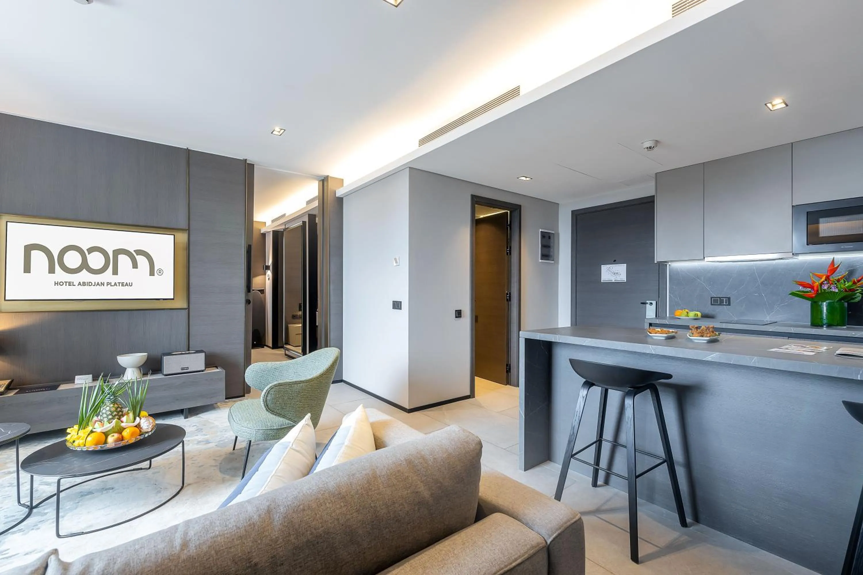 Kitchen or kitchenette in Noom Hotel Abidjan Plateau