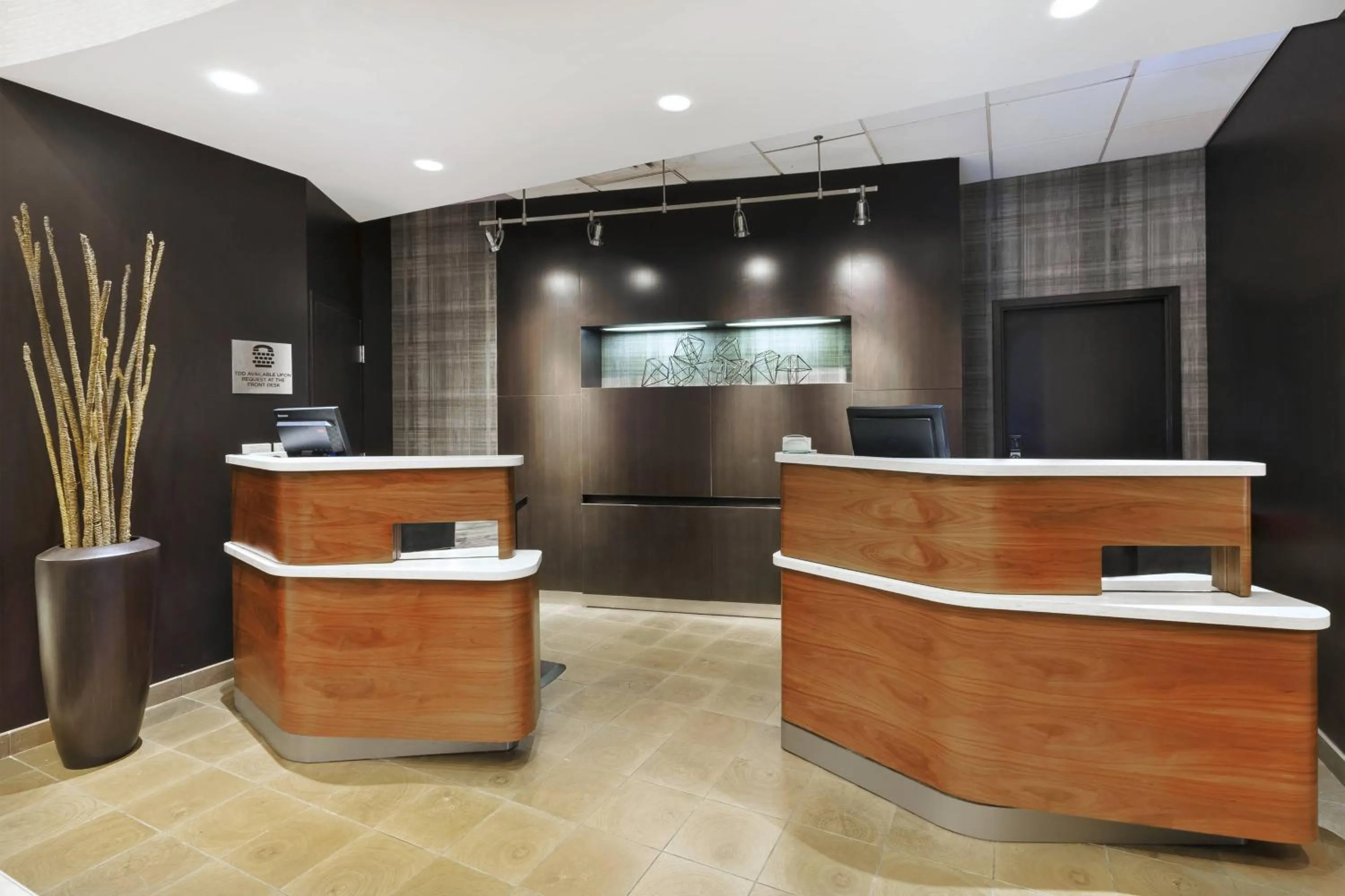 Lobby or reception in Courtyard by Marriott Secaucus Meadowlands