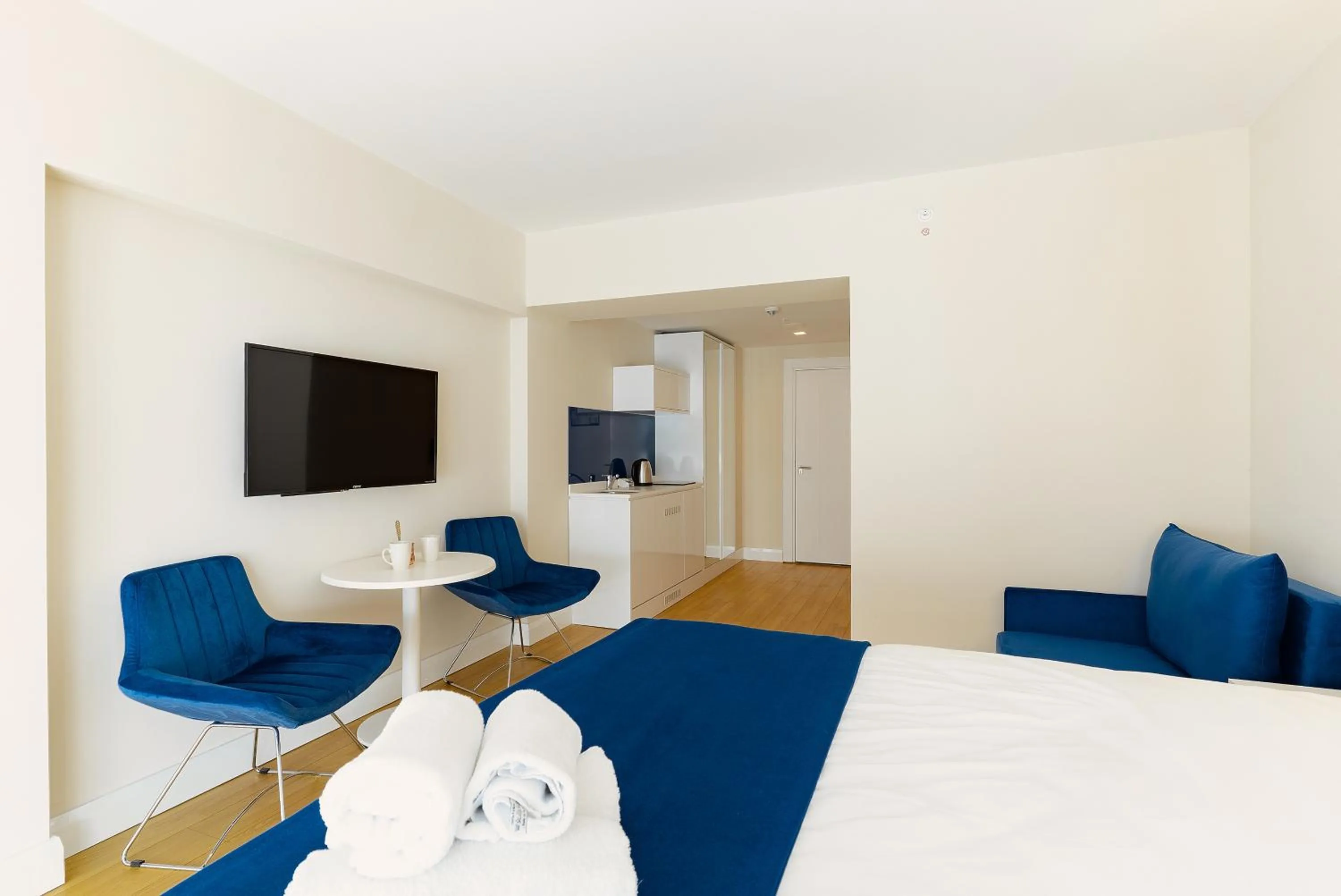 Bed in G-Point City Beach