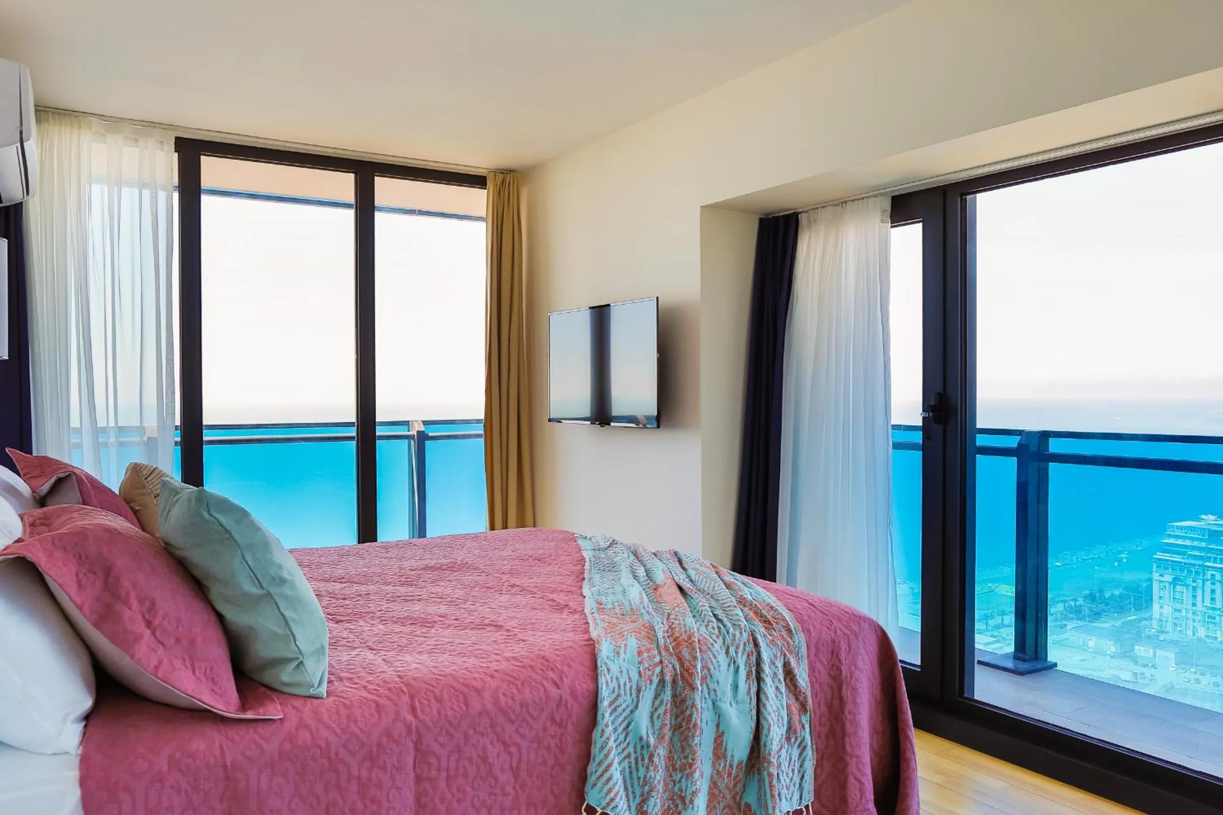 Bed in G-Point City Beach