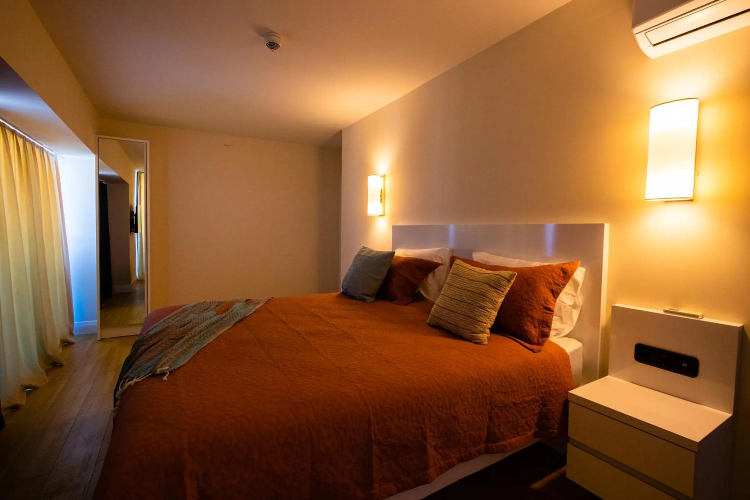 Bed in G-Point City Beach