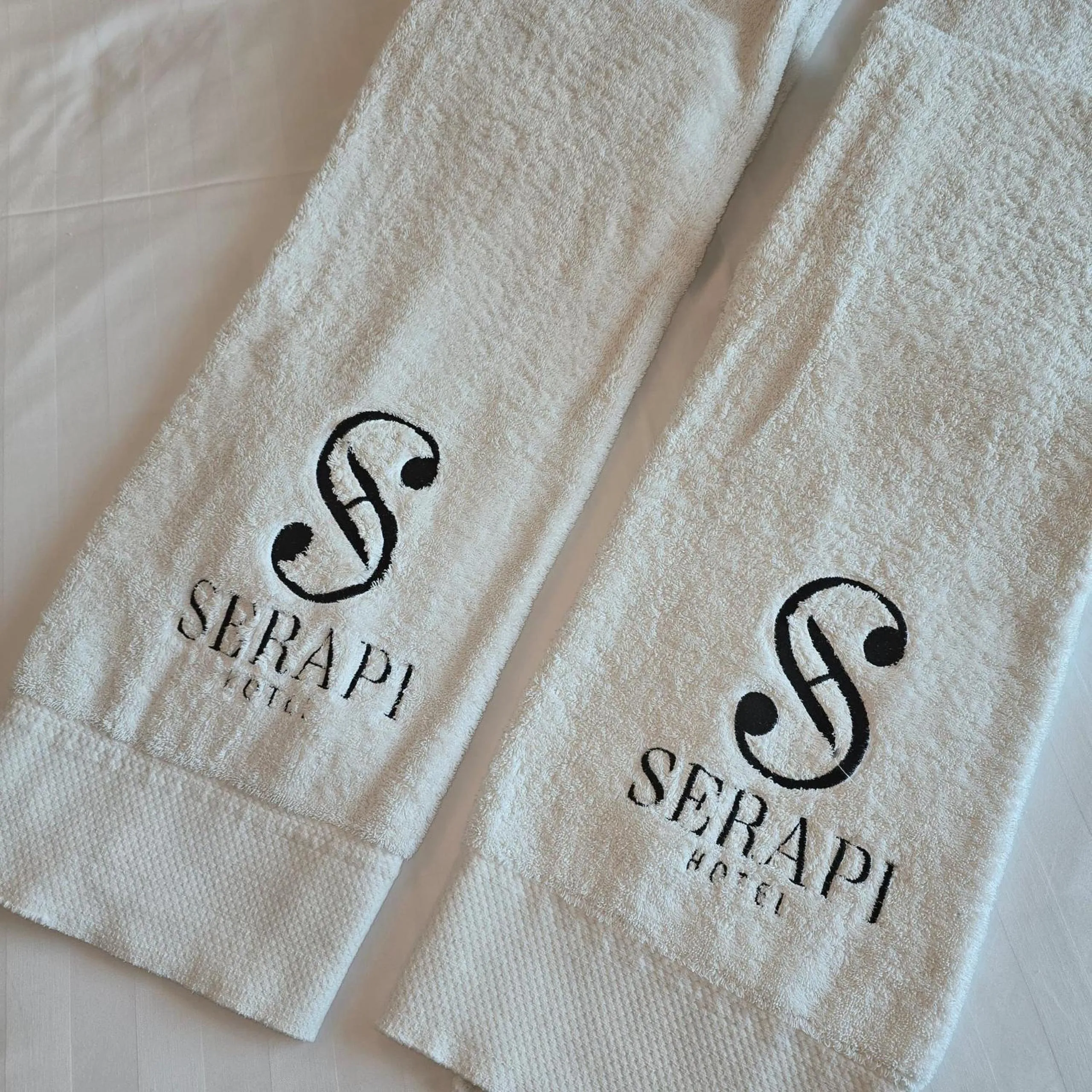 towels in Serapi Verdure Hotel