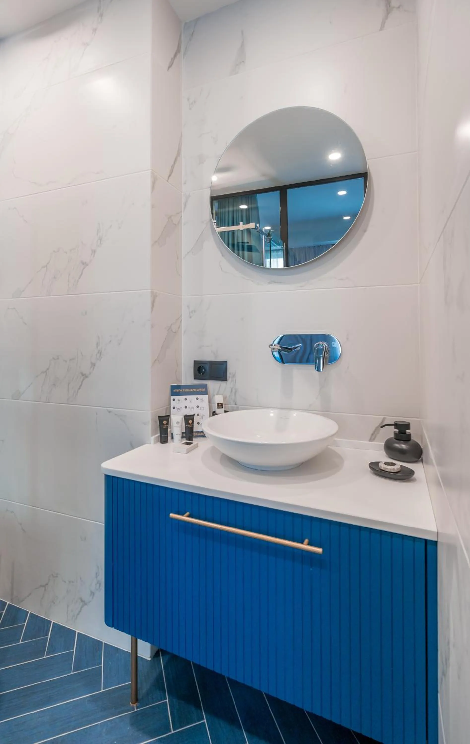 Bathroom in Abanotubani Boutique hotel