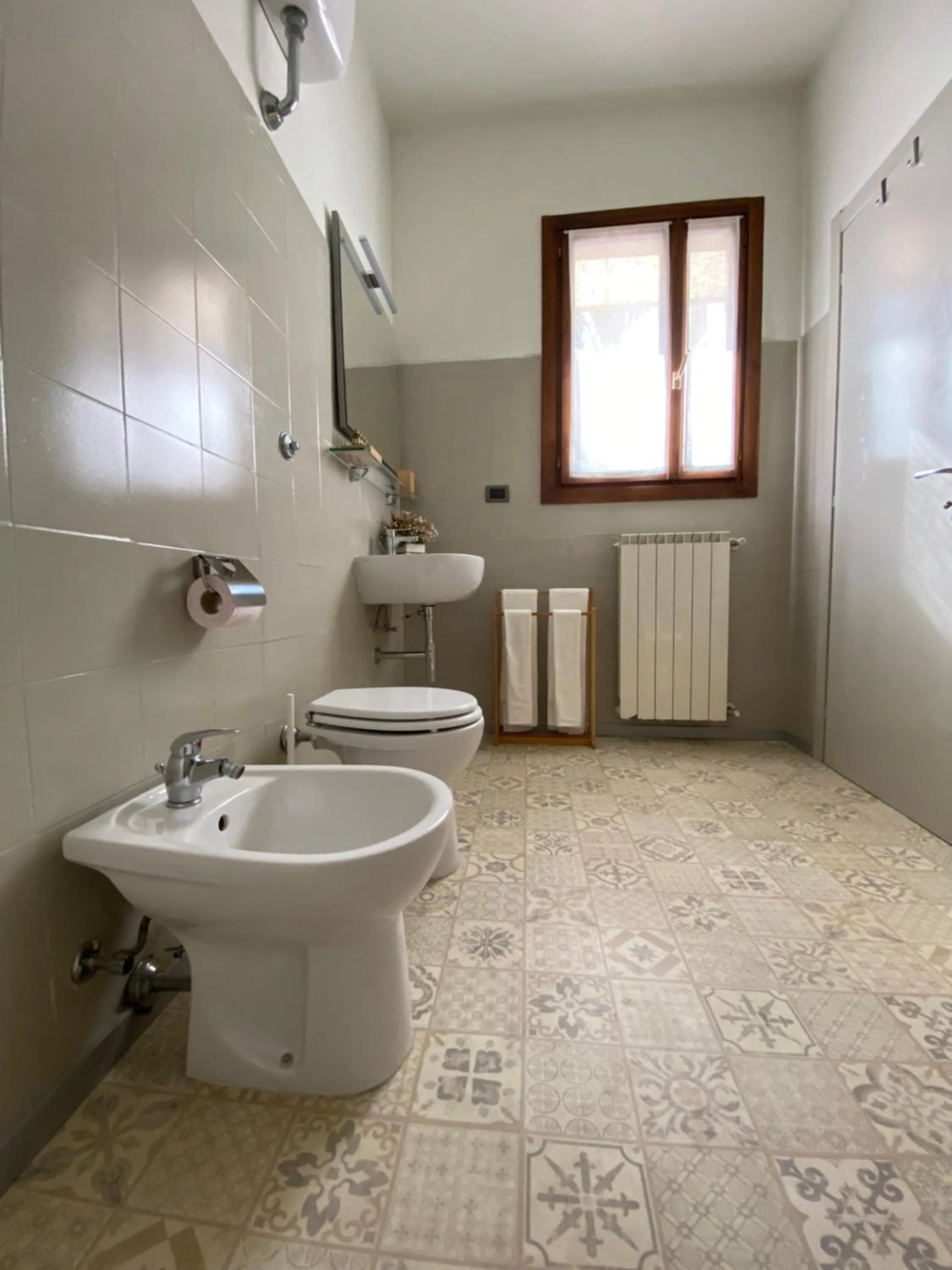 Bathroom in Victoria House B&B