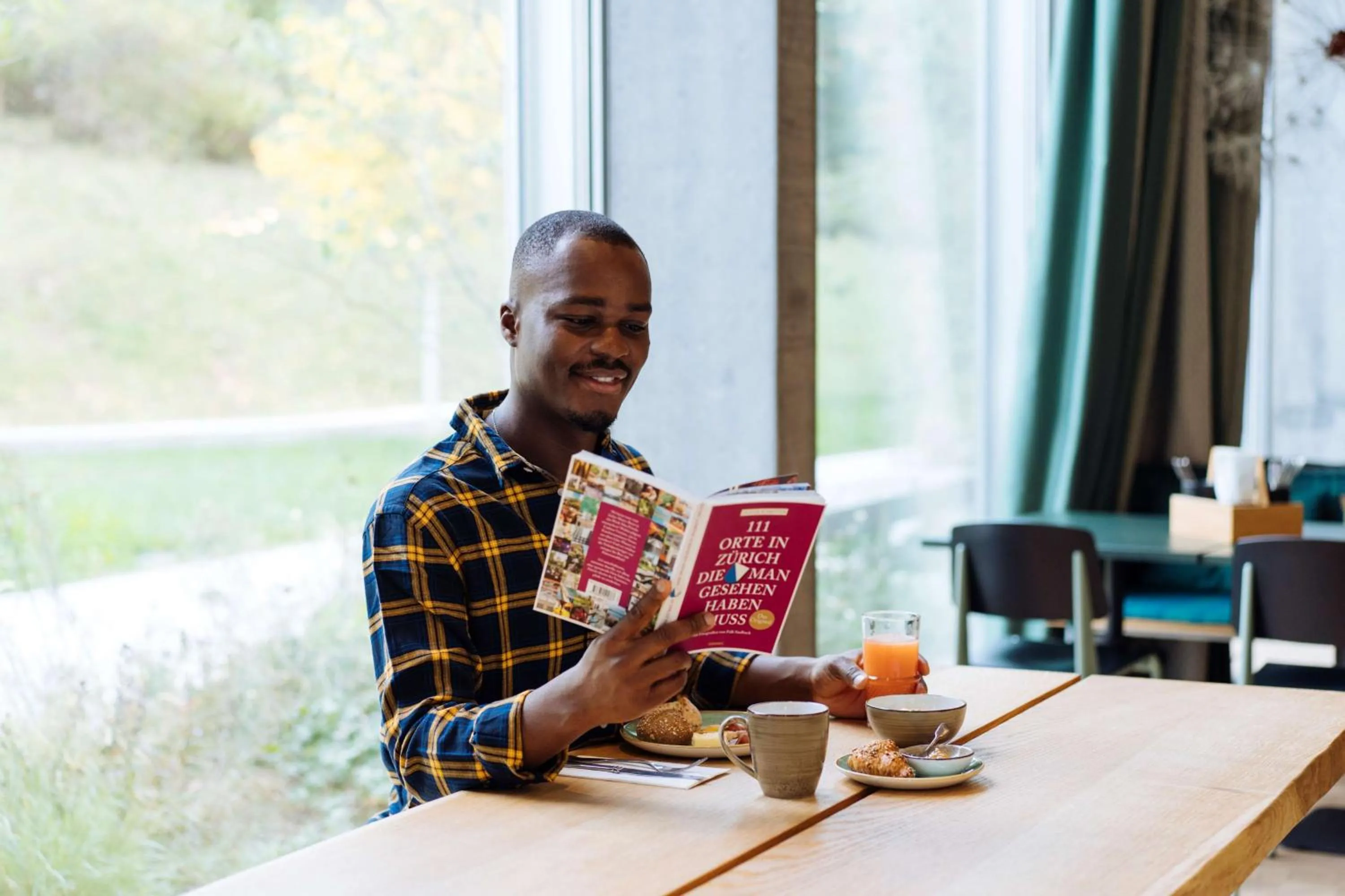 Restaurant/places to eat in Hyatt Place Zurich Airport the Circle