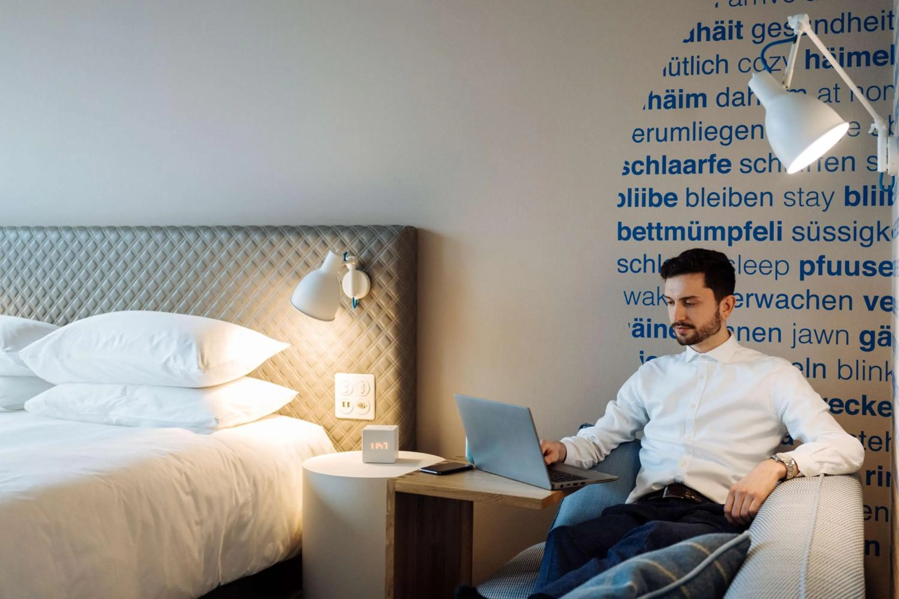 Bed in Hyatt Place Zurich Airport the Circle