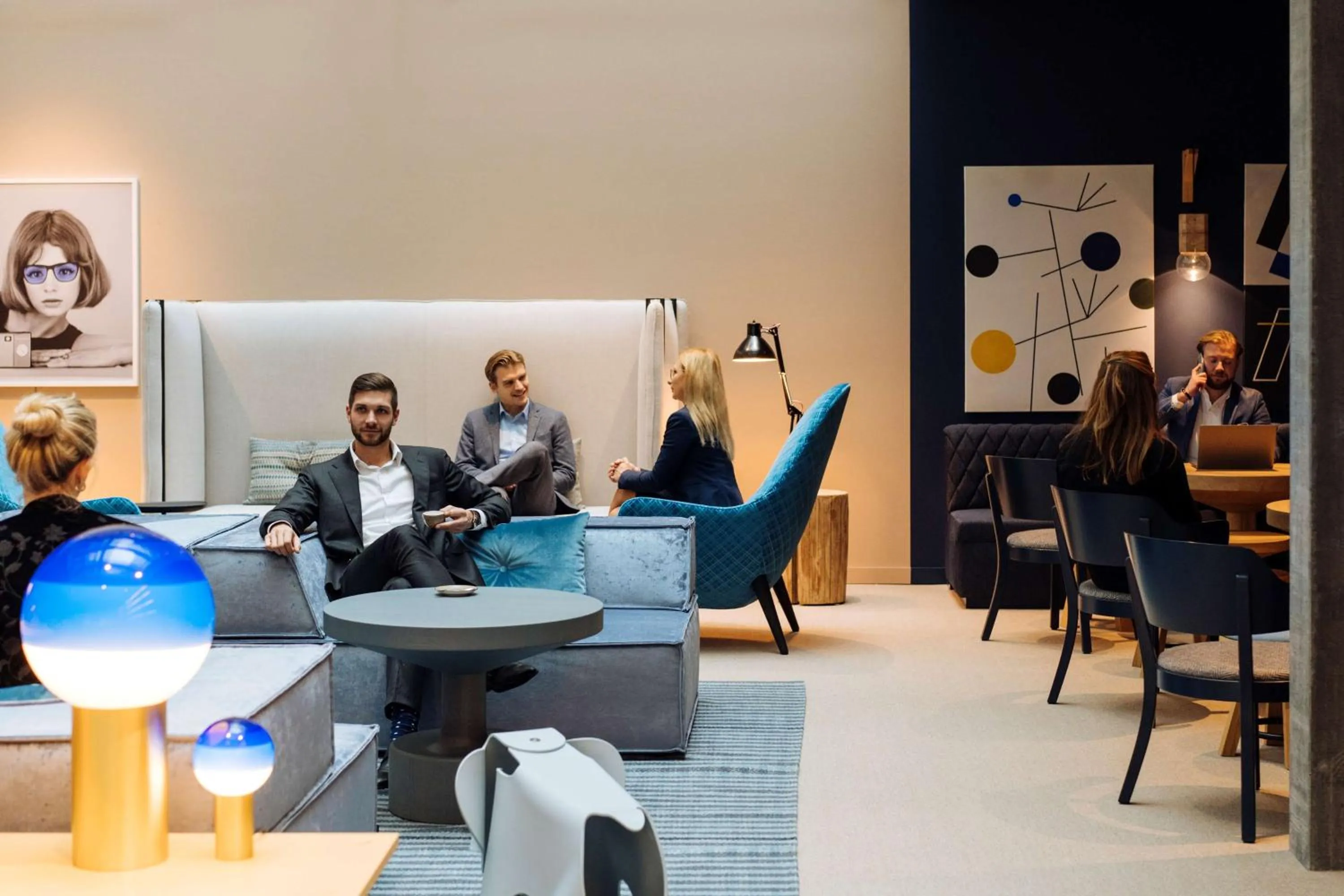 Living room in Hyatt Place Zurich Airport the Circle