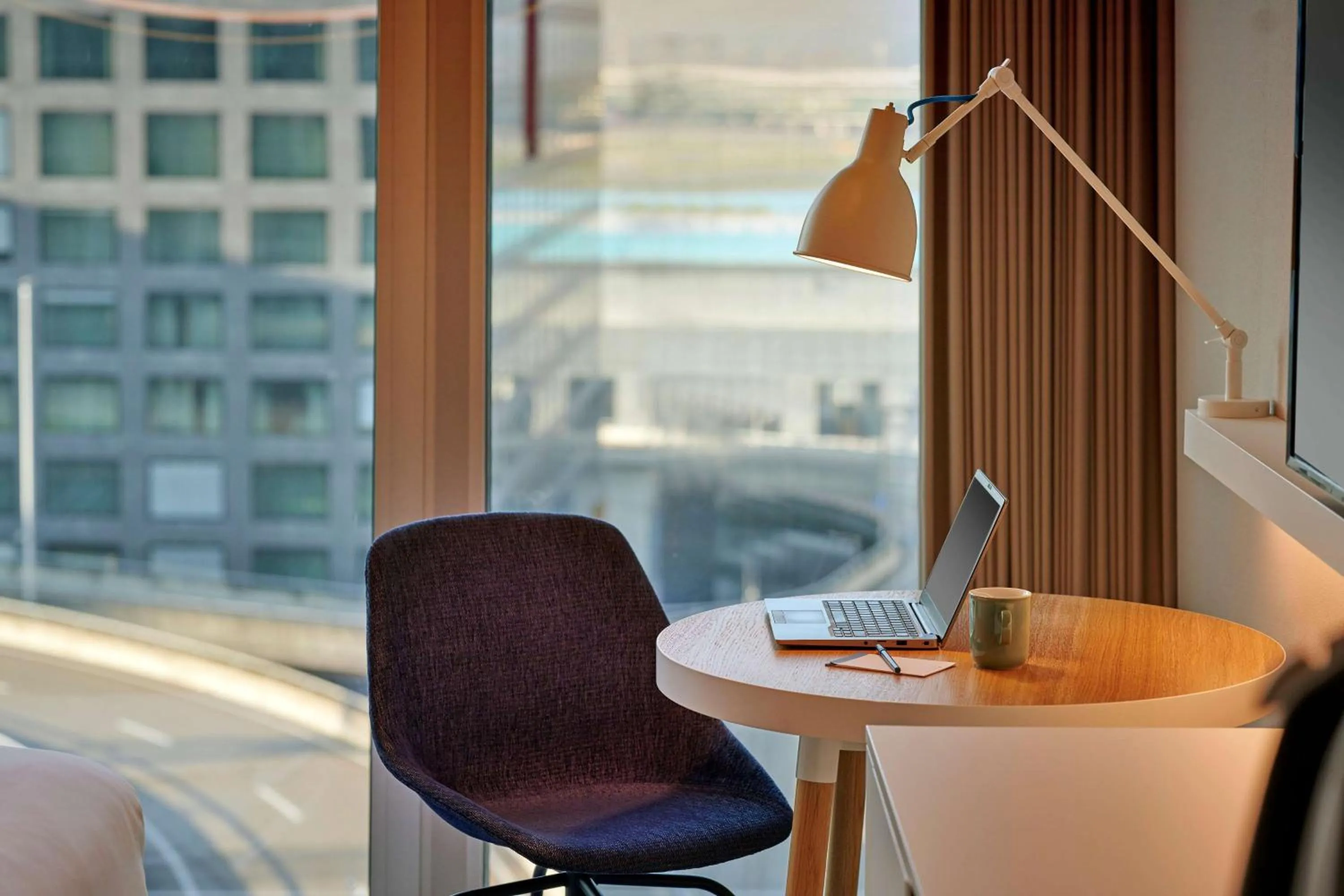 Bed in Hyatt Place Zurich Airport the Circle