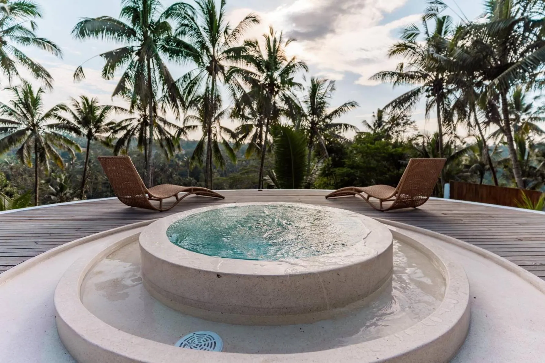 Woywoy Escape Bresela Adults Only