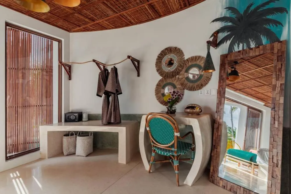 Woywoy Escape Bresela Adults Only