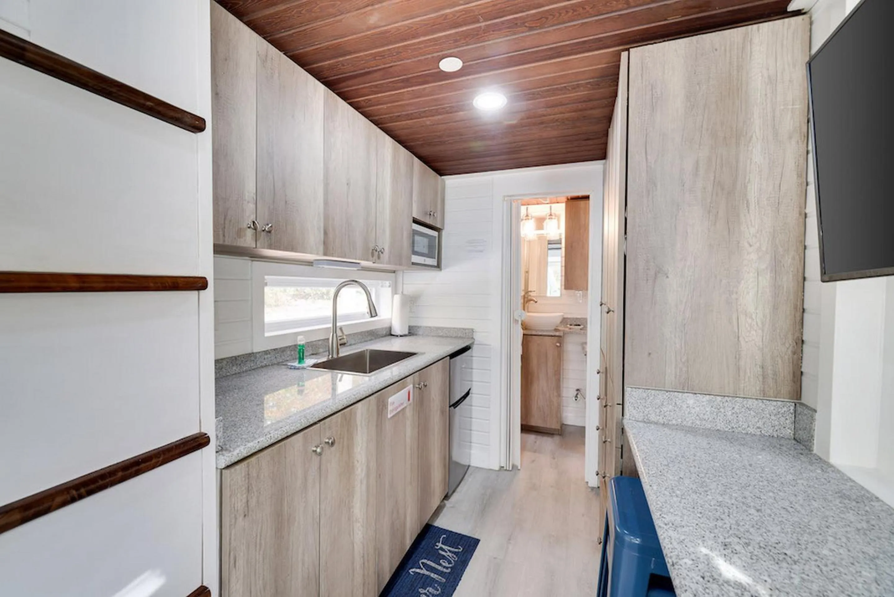 Kitchen or kitchenette in Camptel Poconos