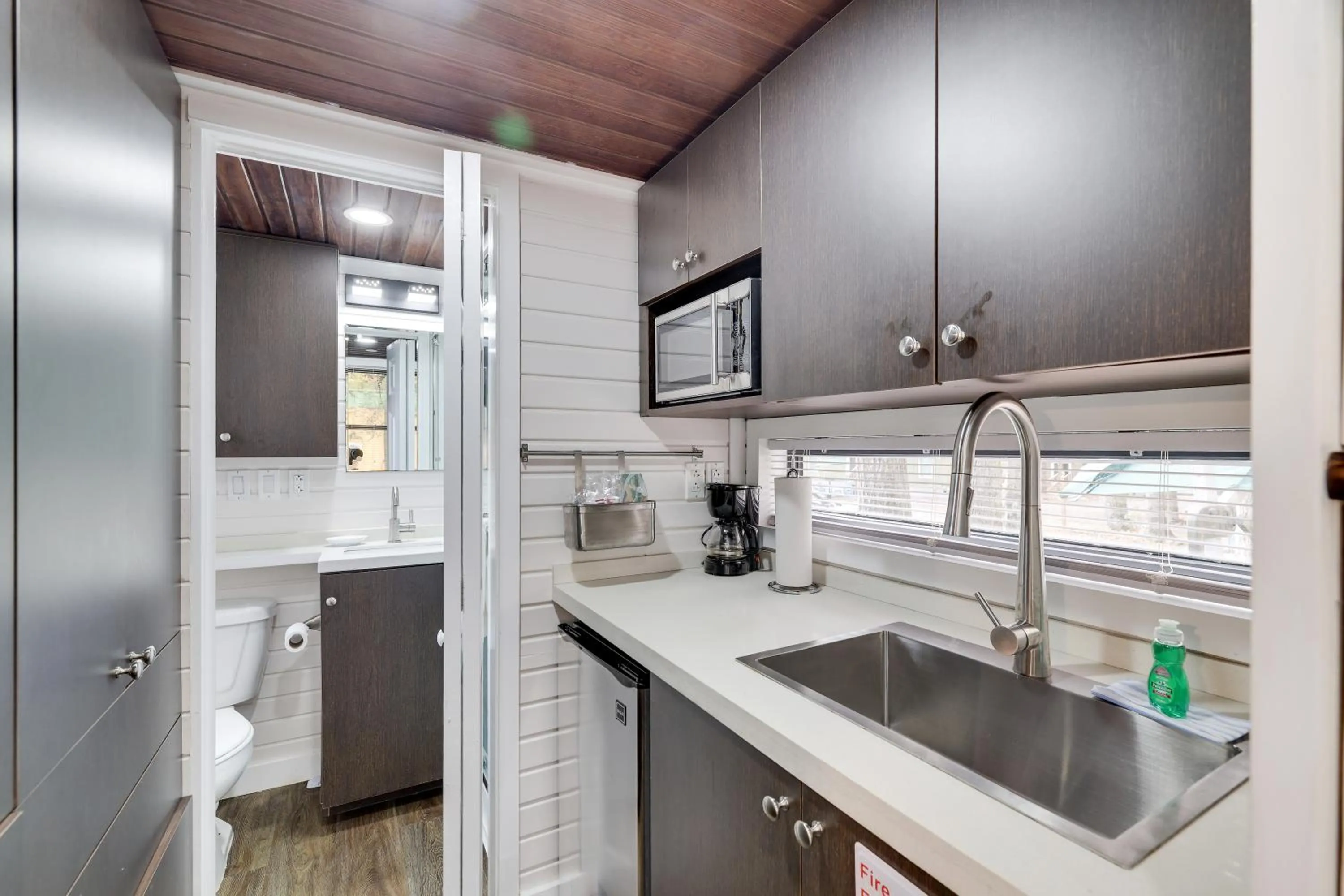 Kitchen or kitchenette in Camptel Poconos