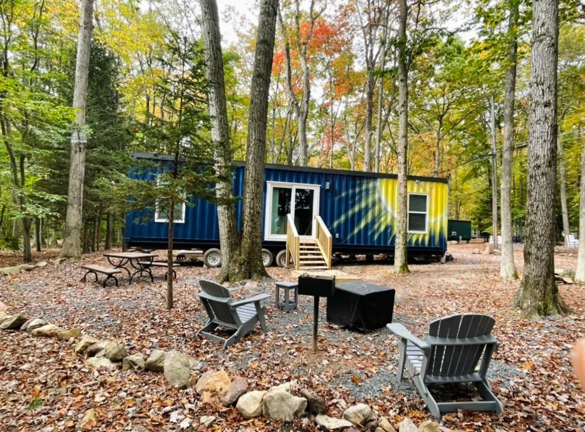 Sunshine Tiny Home in Camptel Poconos