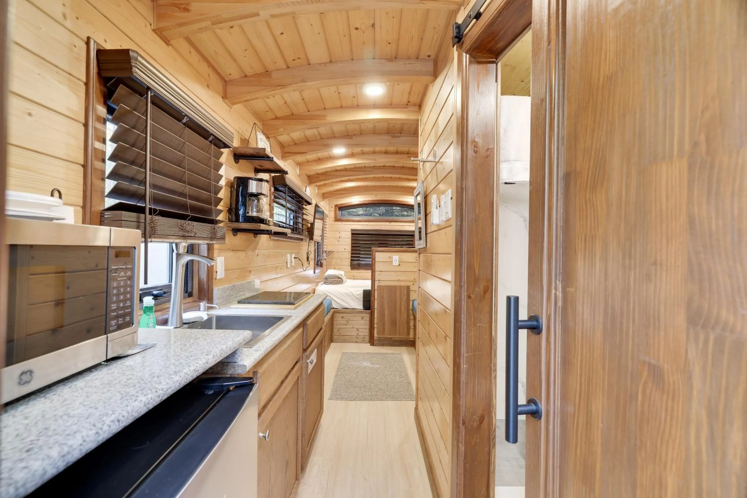 Kitchen or kitchenette in Camptel Poconos