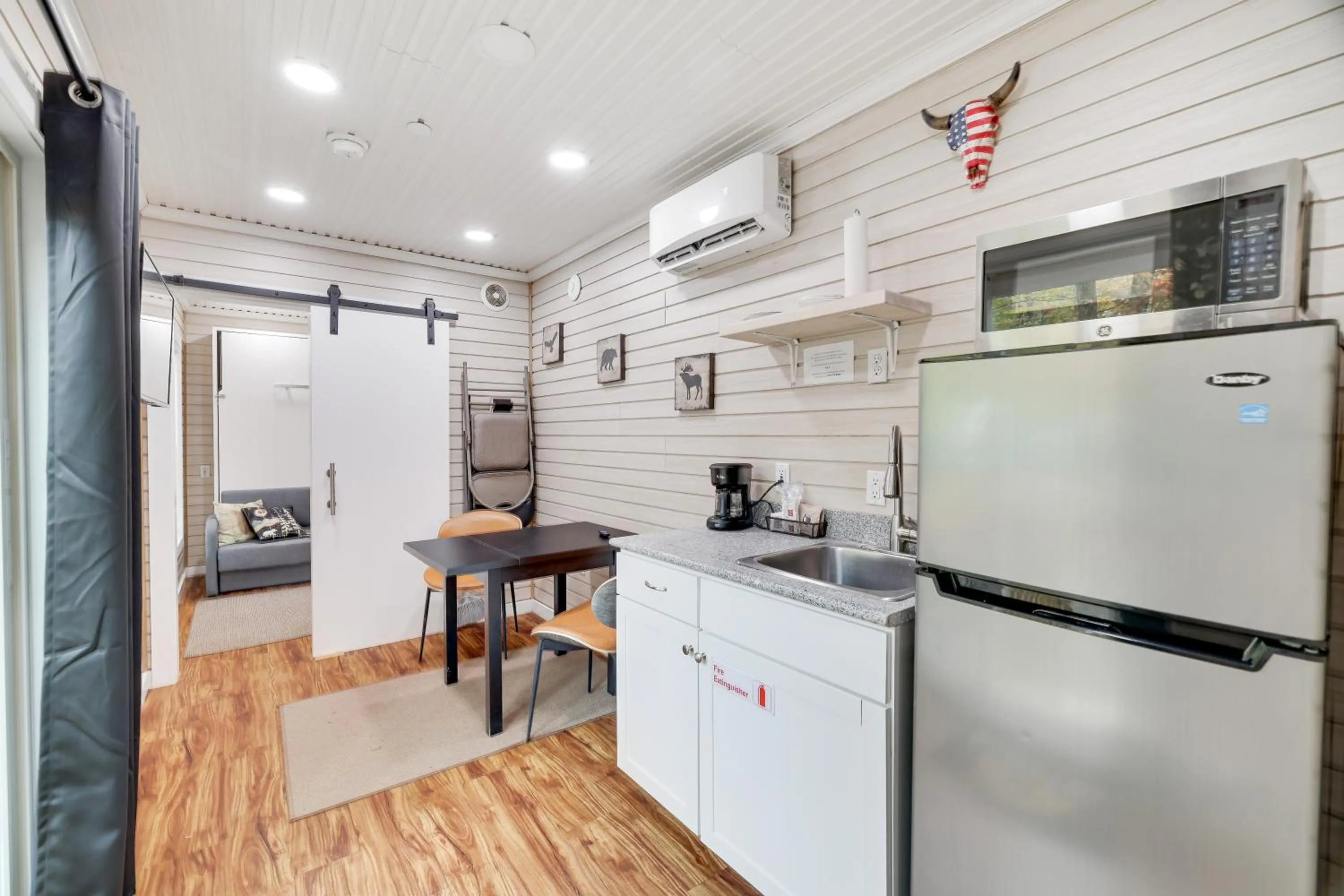 Kitchen or kitchenette in Camptel Poconos