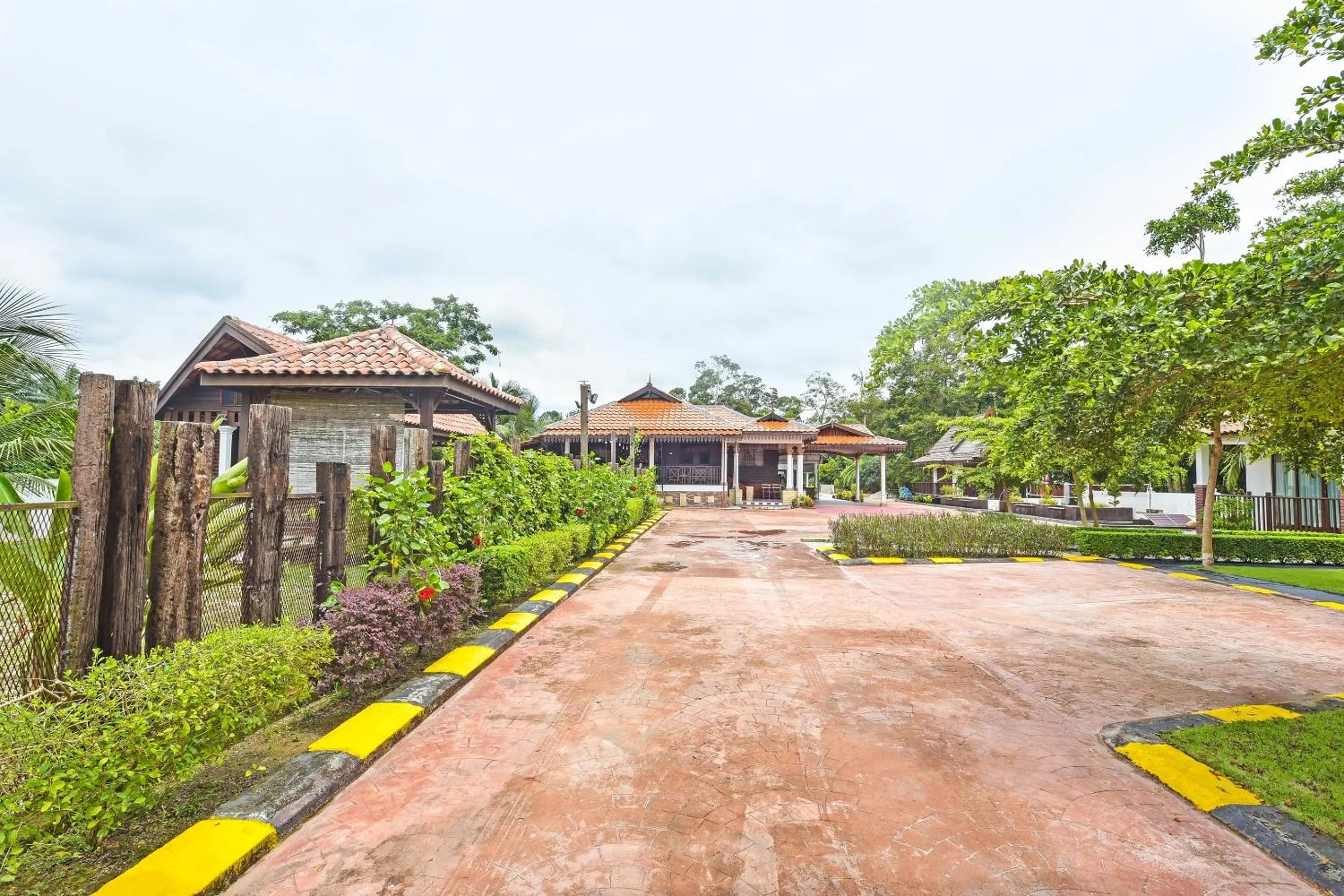 Facade/entrance in Hotel O Jentayu Homestay Pontian